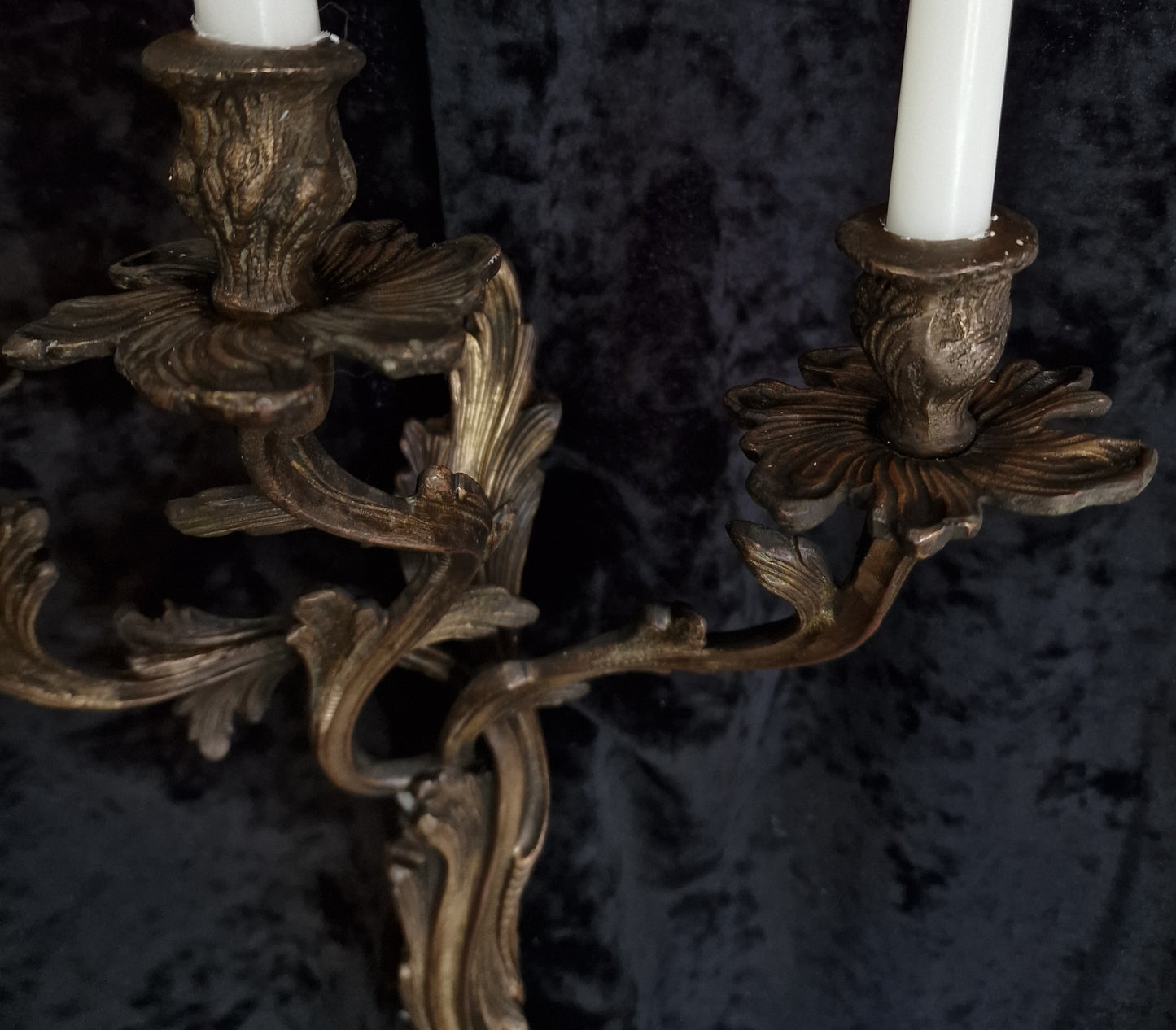 Decorative Large Antique French Heavy Solid Brass 3 Arm Candle Leaf Wall Lights
