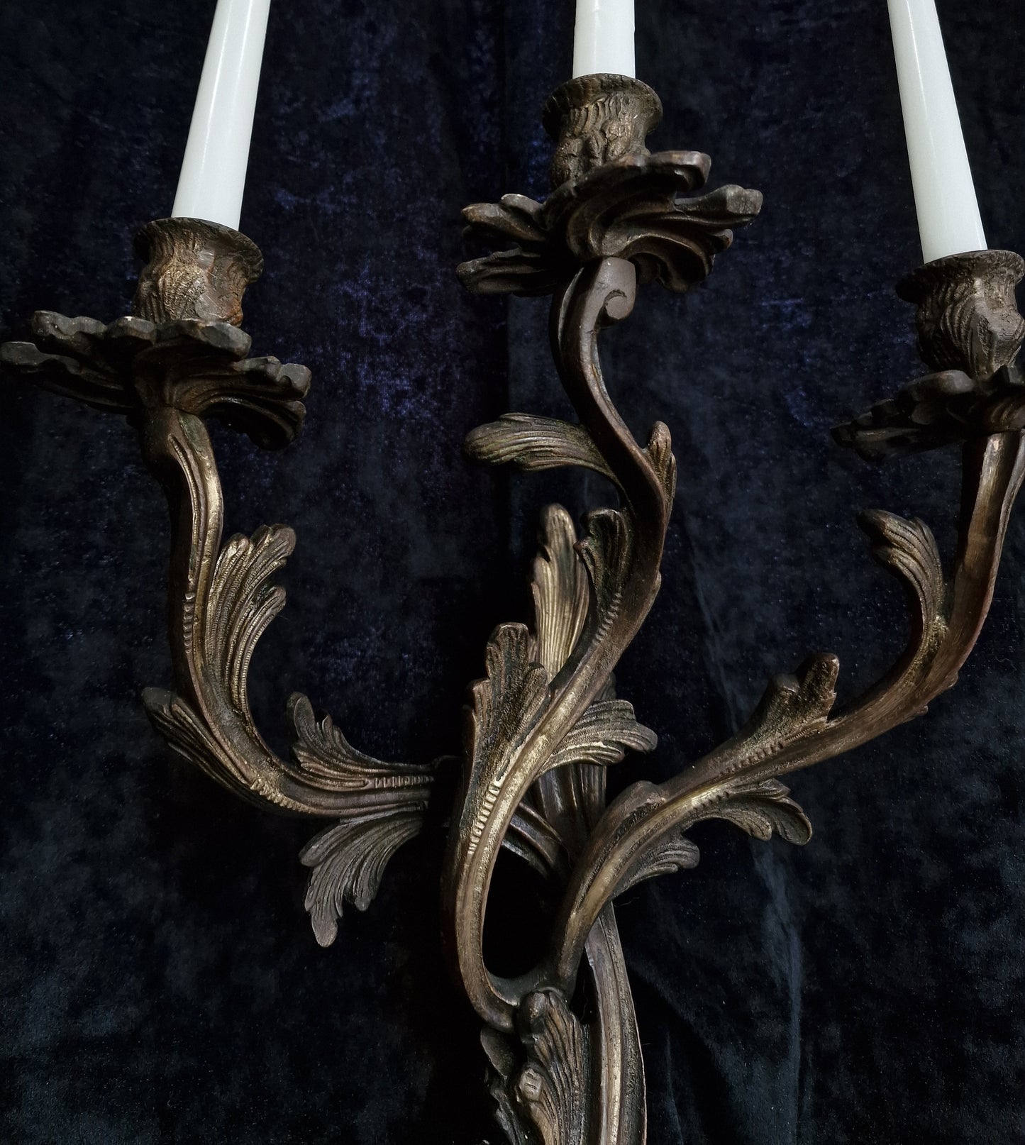Decorative Large Antique French Heavy Solid Brass 3 Arm Candle Leaf Wall Lights