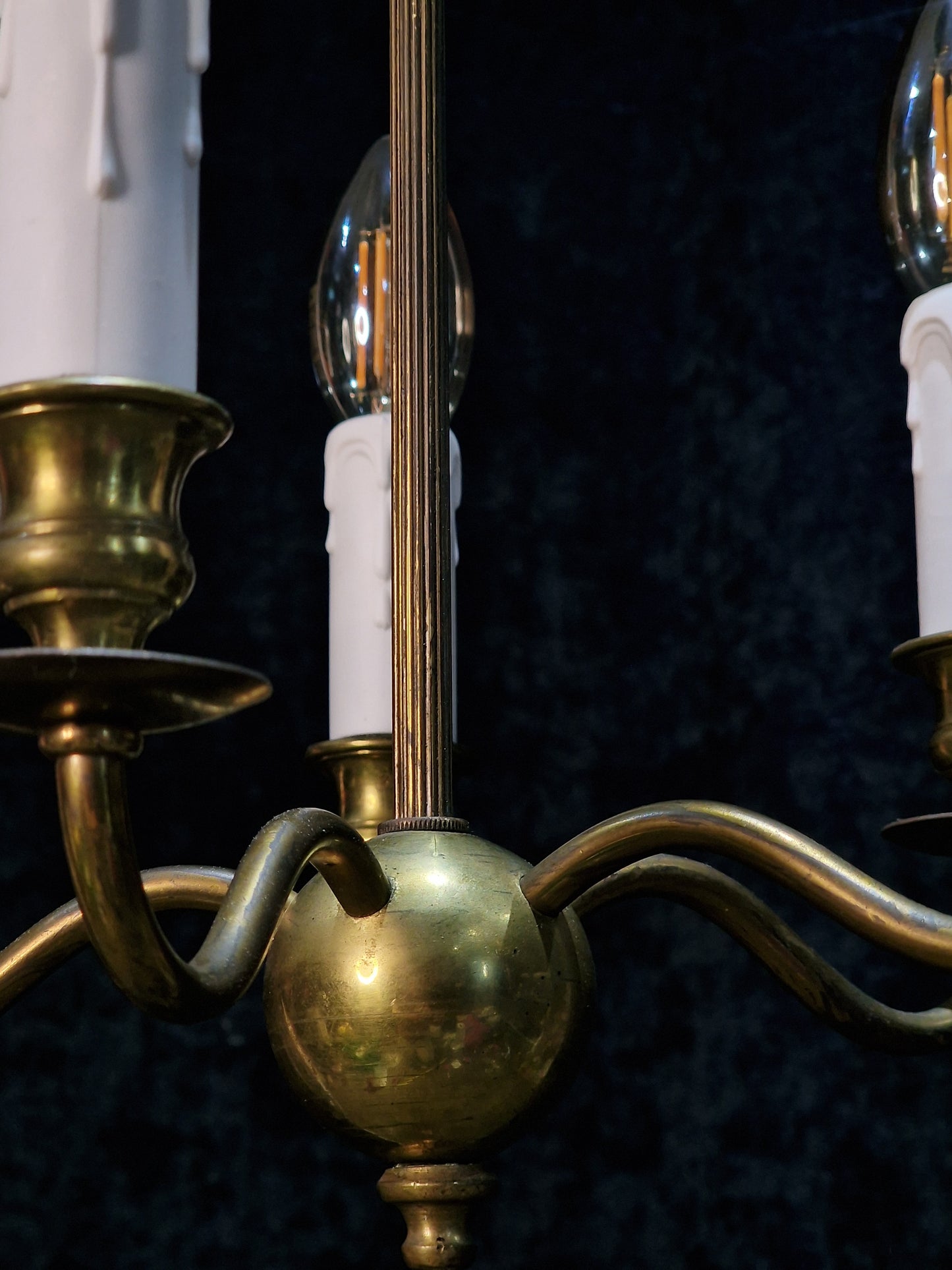 Elegant Petite Antique Brass 5 Arm Traditional French Chandelier Ceiling Light