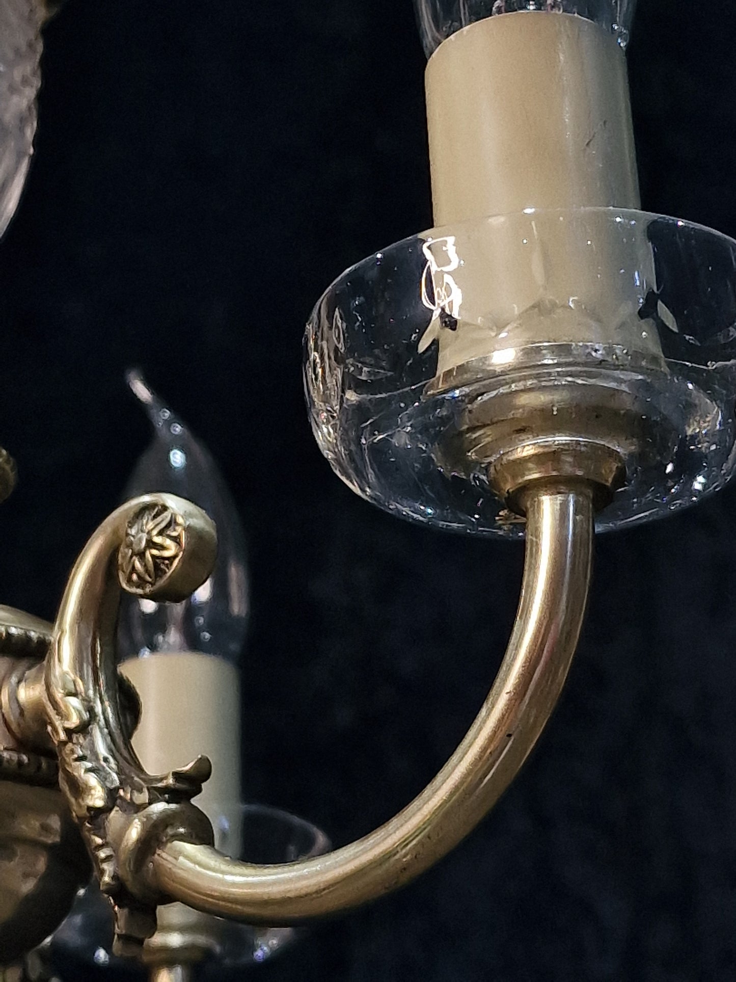 Lovely Vintage Silvered Nickle Plated Crystal Glass 3 Arm Chandelier Light