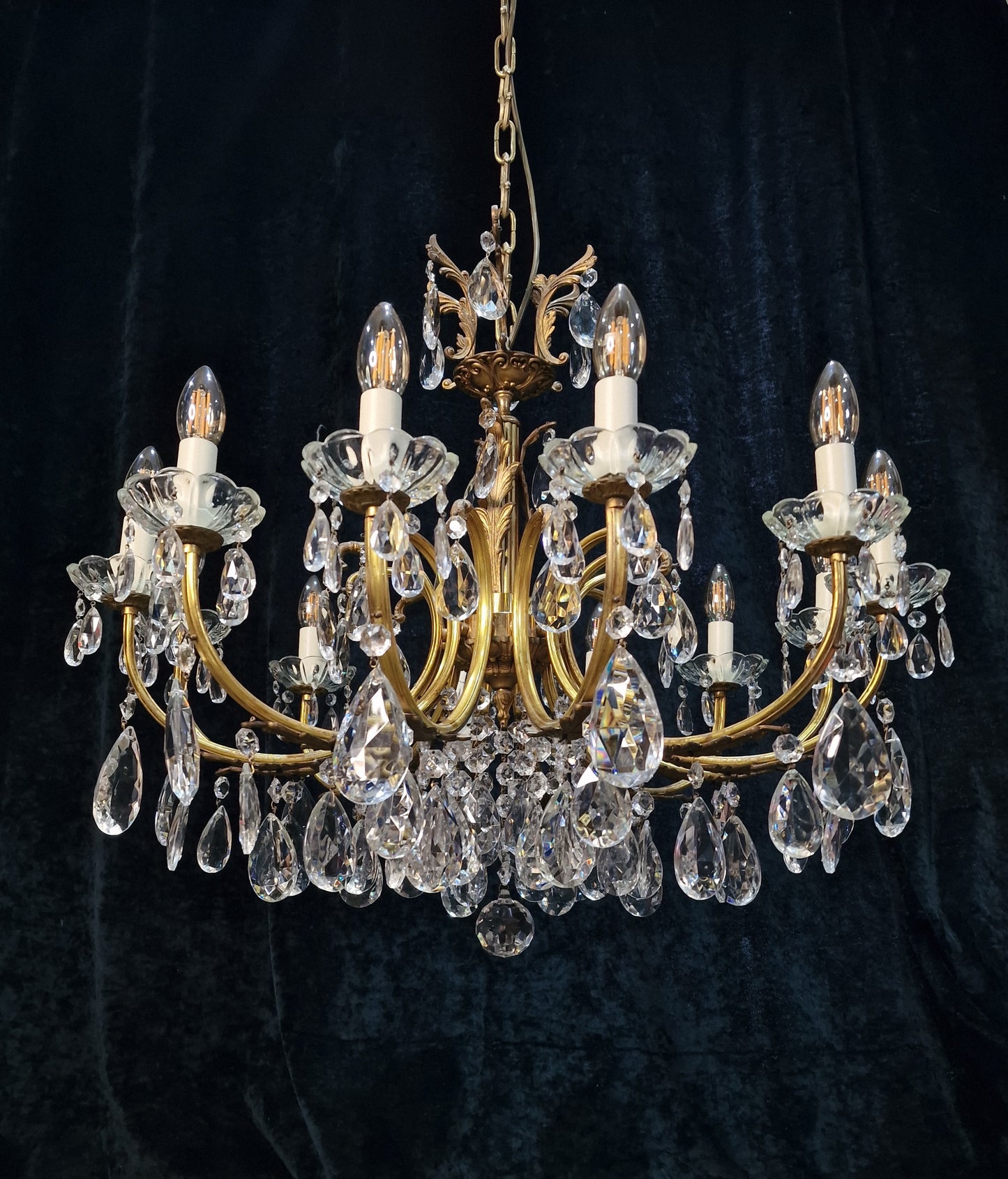 Gorgeous Large Vintage Antique French 12 Arm Brass Leaf Crystal Chandelier Light