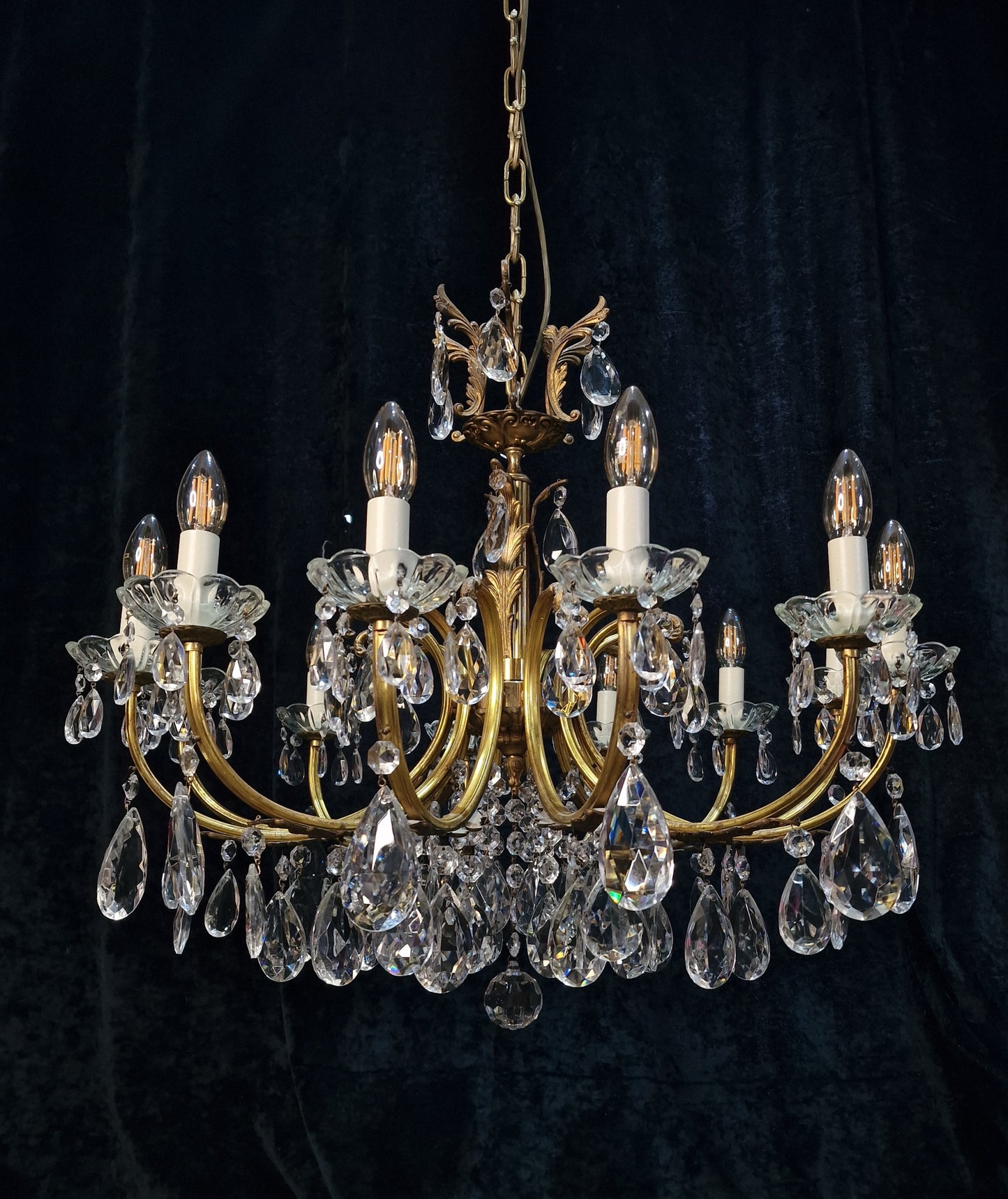 Gorgeous Large Vintage Antique French 12 Arm Brass Leaf Crystal Chandelier Light
