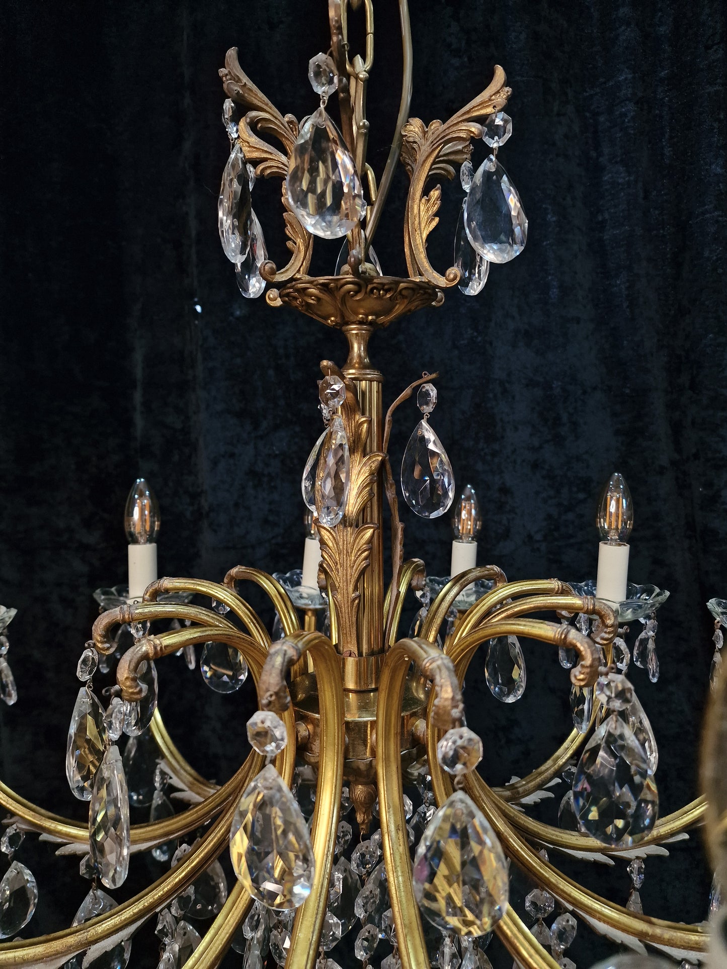 Gorgeous Large Vintage Antique French 12 Arm Brass Leaf Crystal Chandelier Light