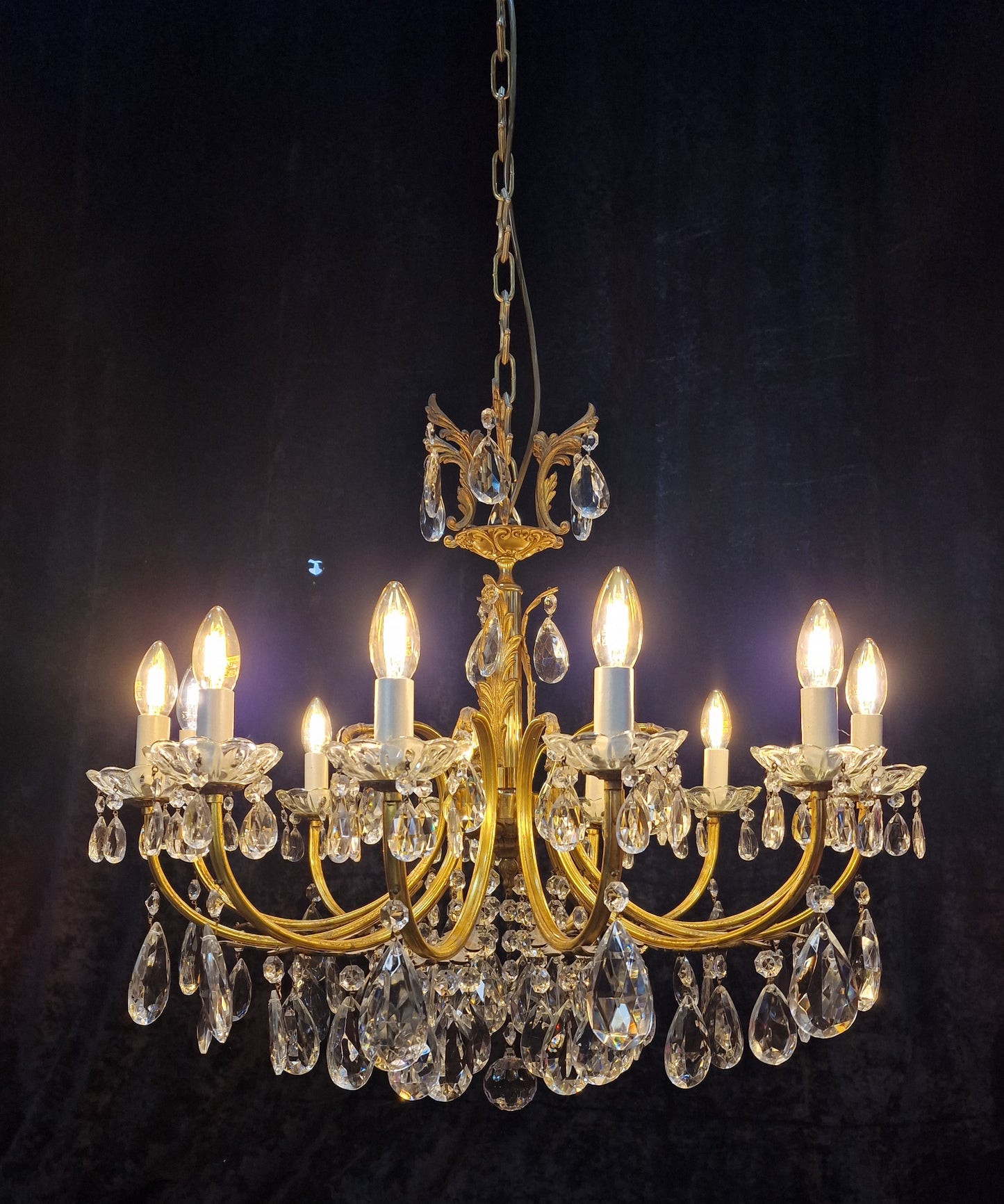 Gorgeous Large Vintage Antique French 12 Arm Brass Leaf Crystal Chandelier Light