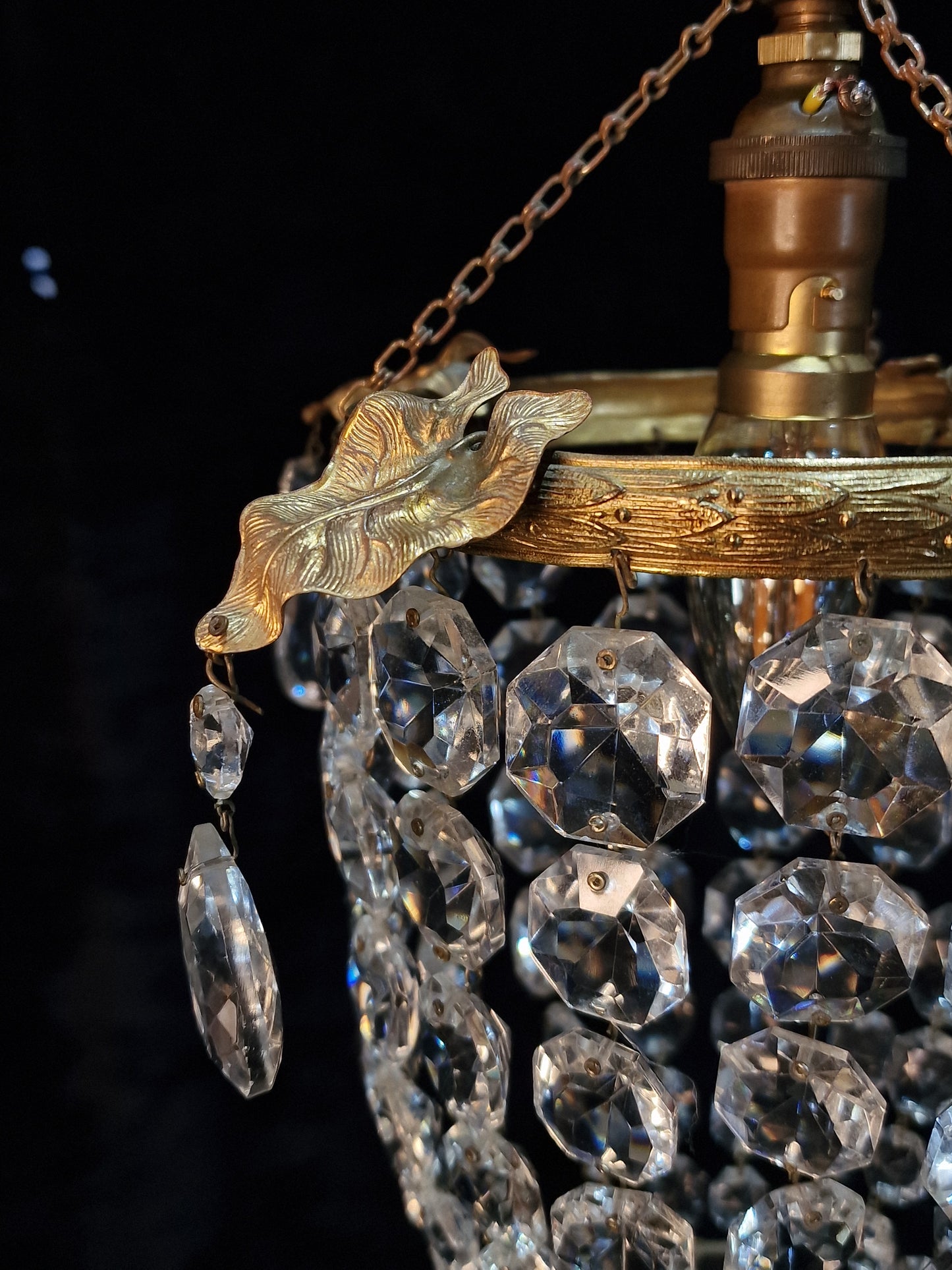 Lovely Antique French Brass Dainty 1 Light Crystal Glass Bag Leaf Chandelier