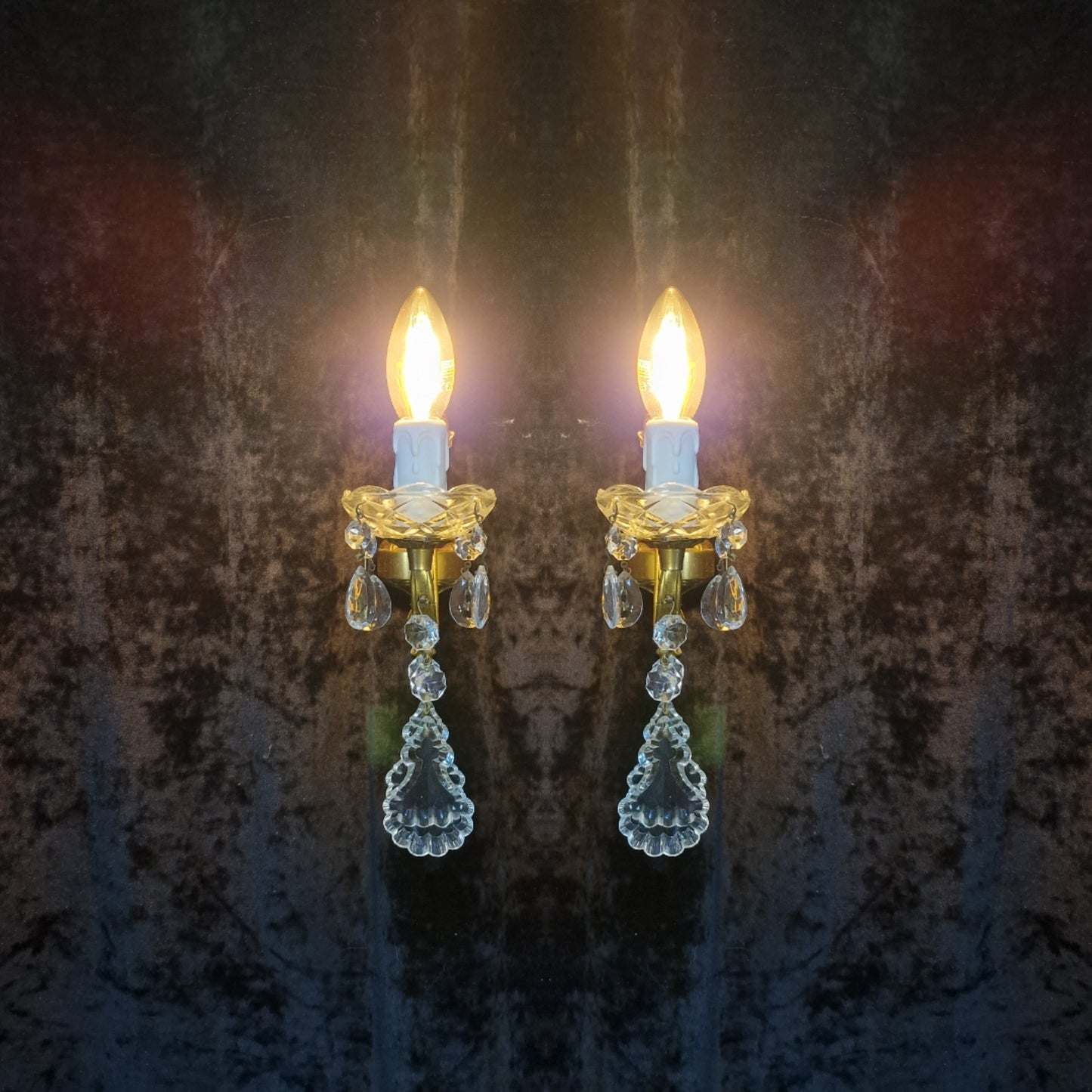 Lovely Pair of Vintage French Leaf Brass Crystal 1 Arm Wall Lights Sconces