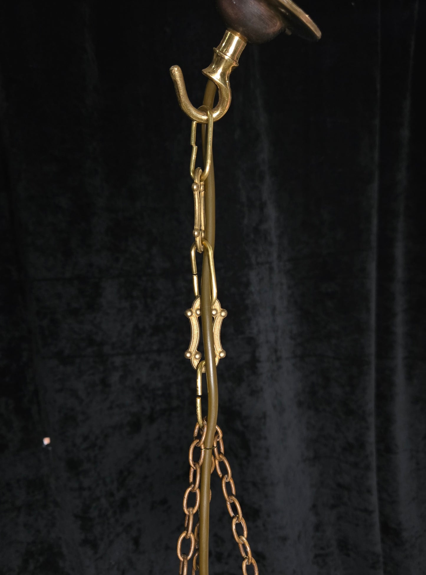 Beautiful Antique French Crystal Bag Brass Leaf Chandelier Ceiling Light