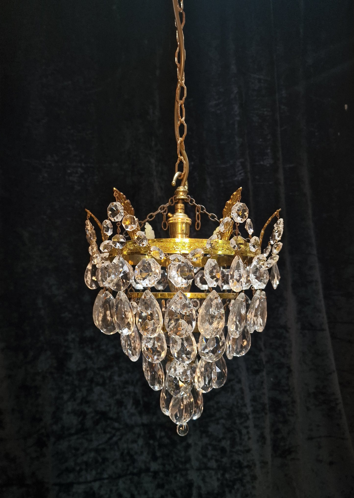 Lovely Vintage French Brass 1 Light Crystal Glass 4 Tier Waterfall Leaf Chandelier