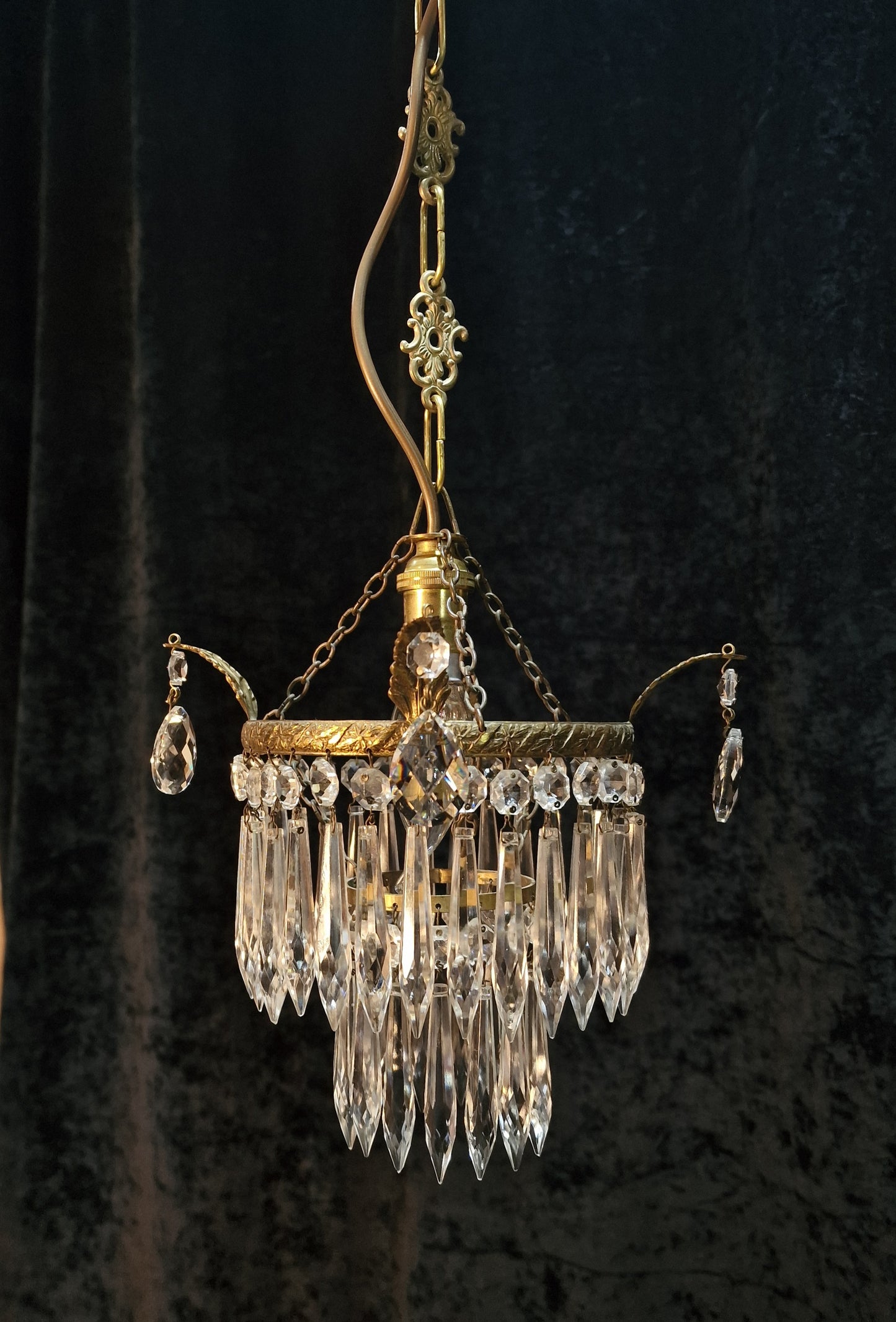 Lovely Antique French Brass Dainty 1 Light Glass Waterfall Leaf Chandelier