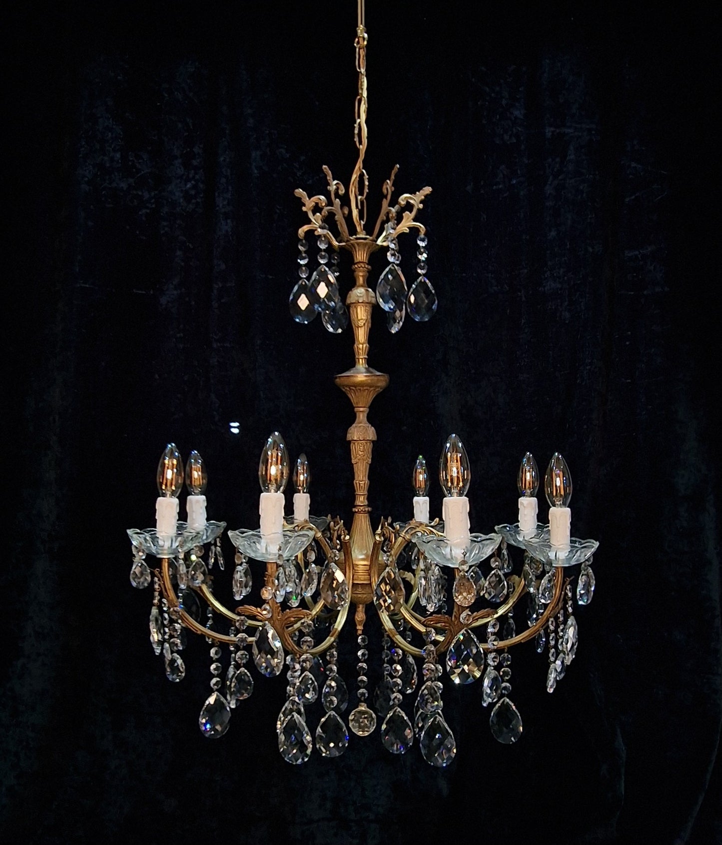 Elegant Large Vintage French 8 Arm Crystal Leaf Brass Chandelier Ceiling Light