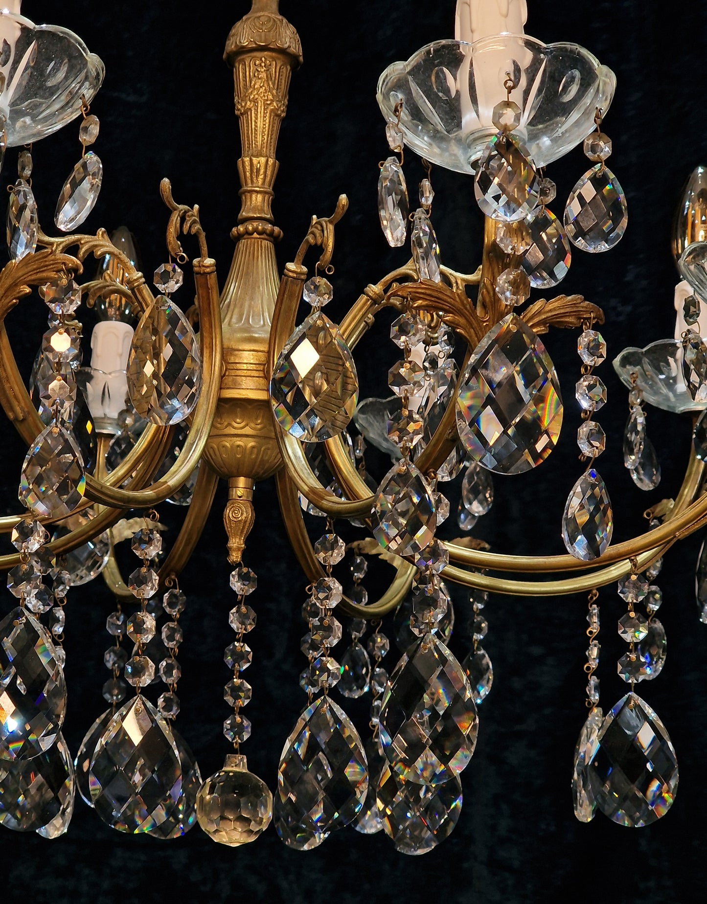 Elegant Large Vintage French 8 Arm Crystal Leaf Brass Chandelier Ceiling Light