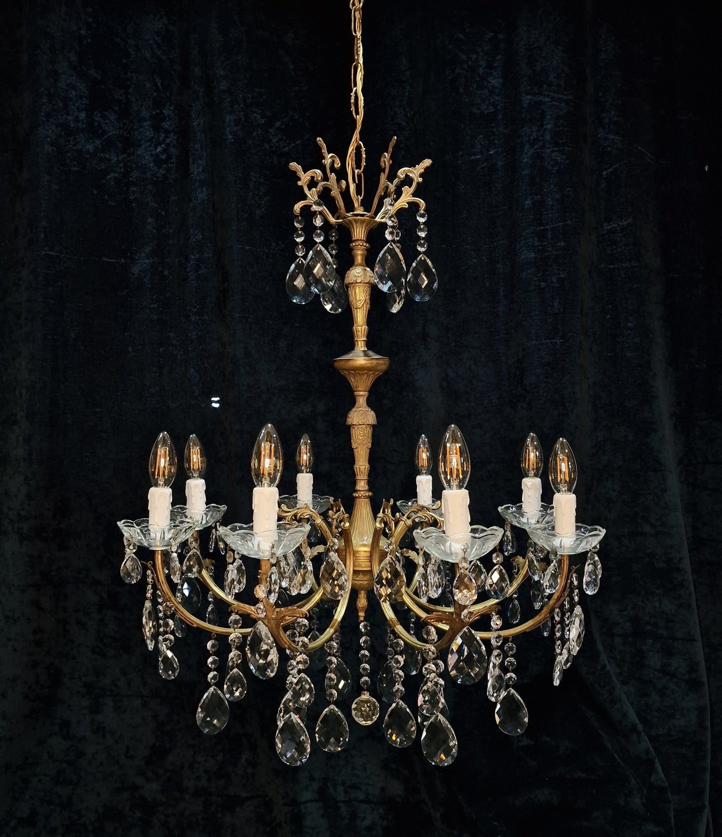 Elegant Large Vintage French 8 Arm Crystal Leaf Brass Chandelier Ceiling Light