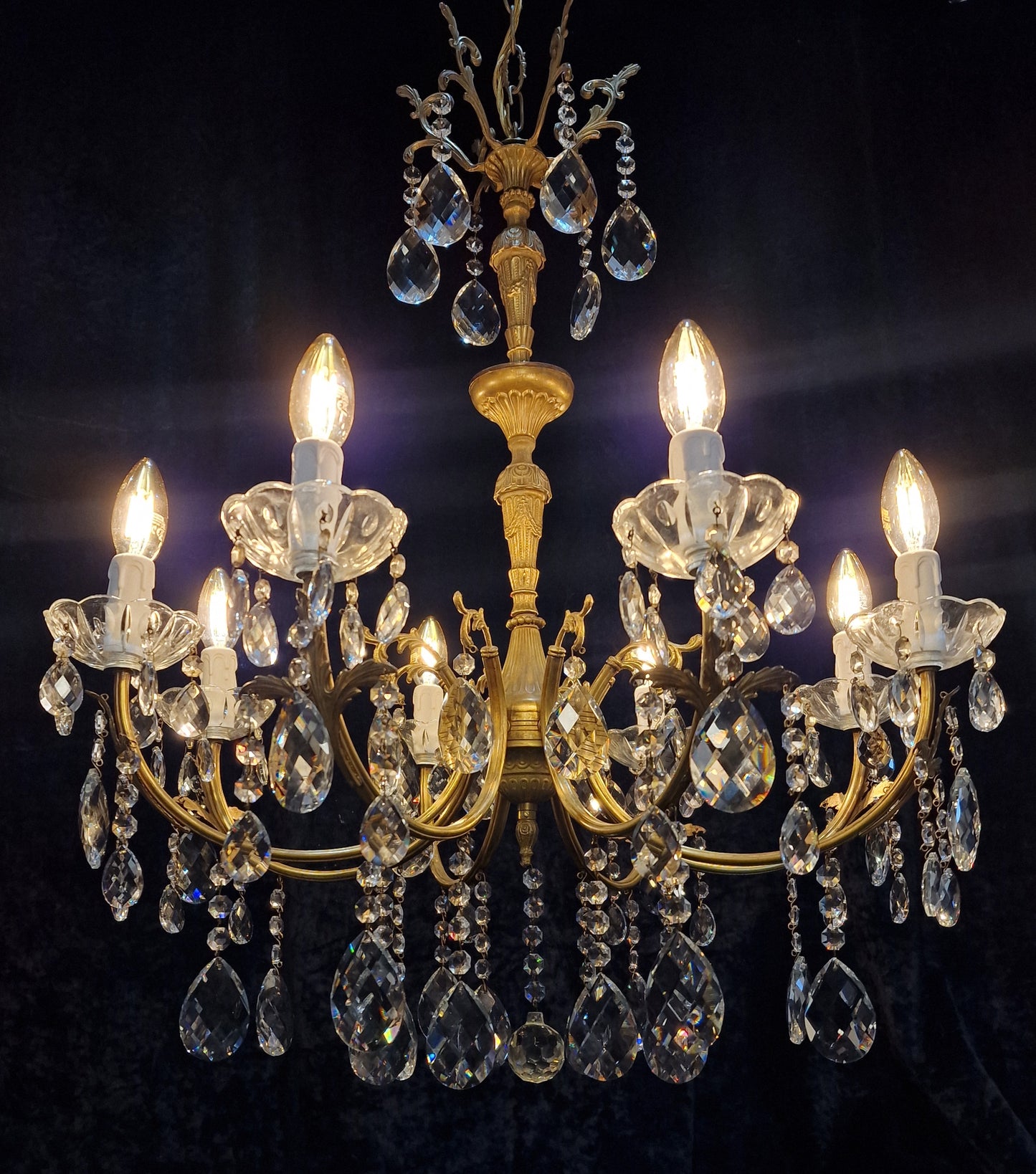 Elegant Large Vintage French 8 Arm Crystal Leaf Brass Chandelier Ceiling Light