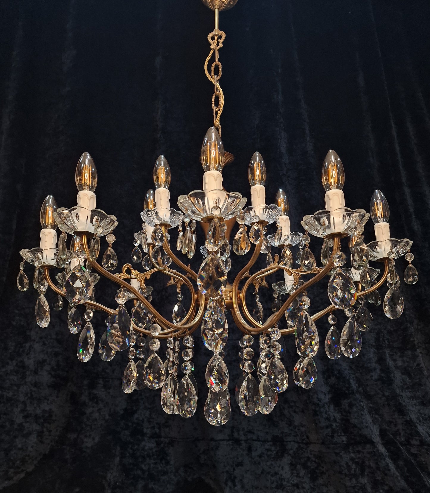 Fabulous Large Vintage Italian 10 Arm 15 Light Brass Leaf Crystal Chandelier