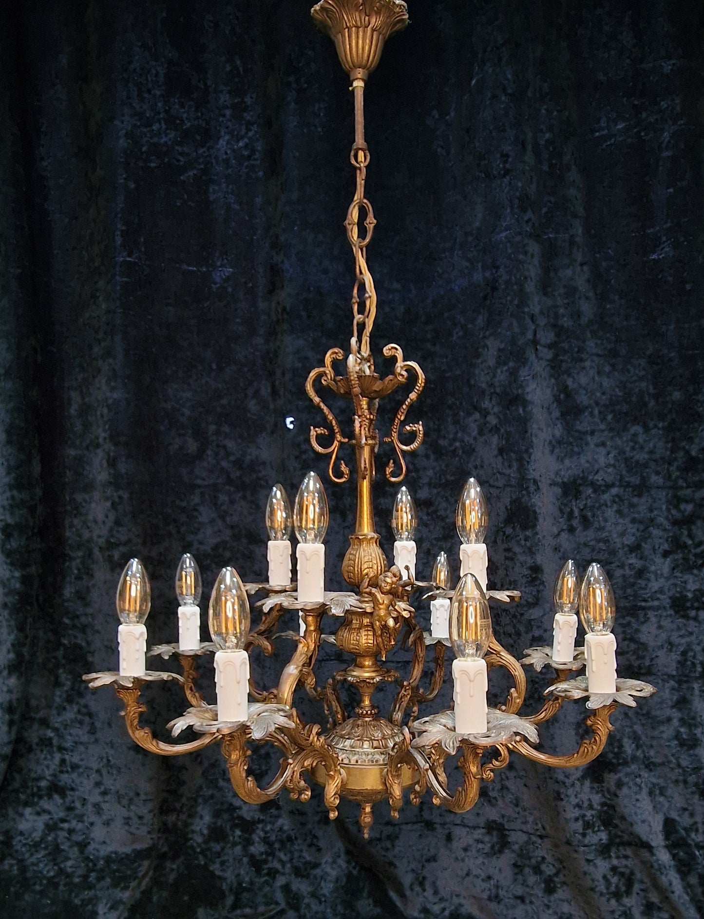 Stunning Vintage French 8 Arm 12 Light Heavy Cherub Brass Chandelier Light