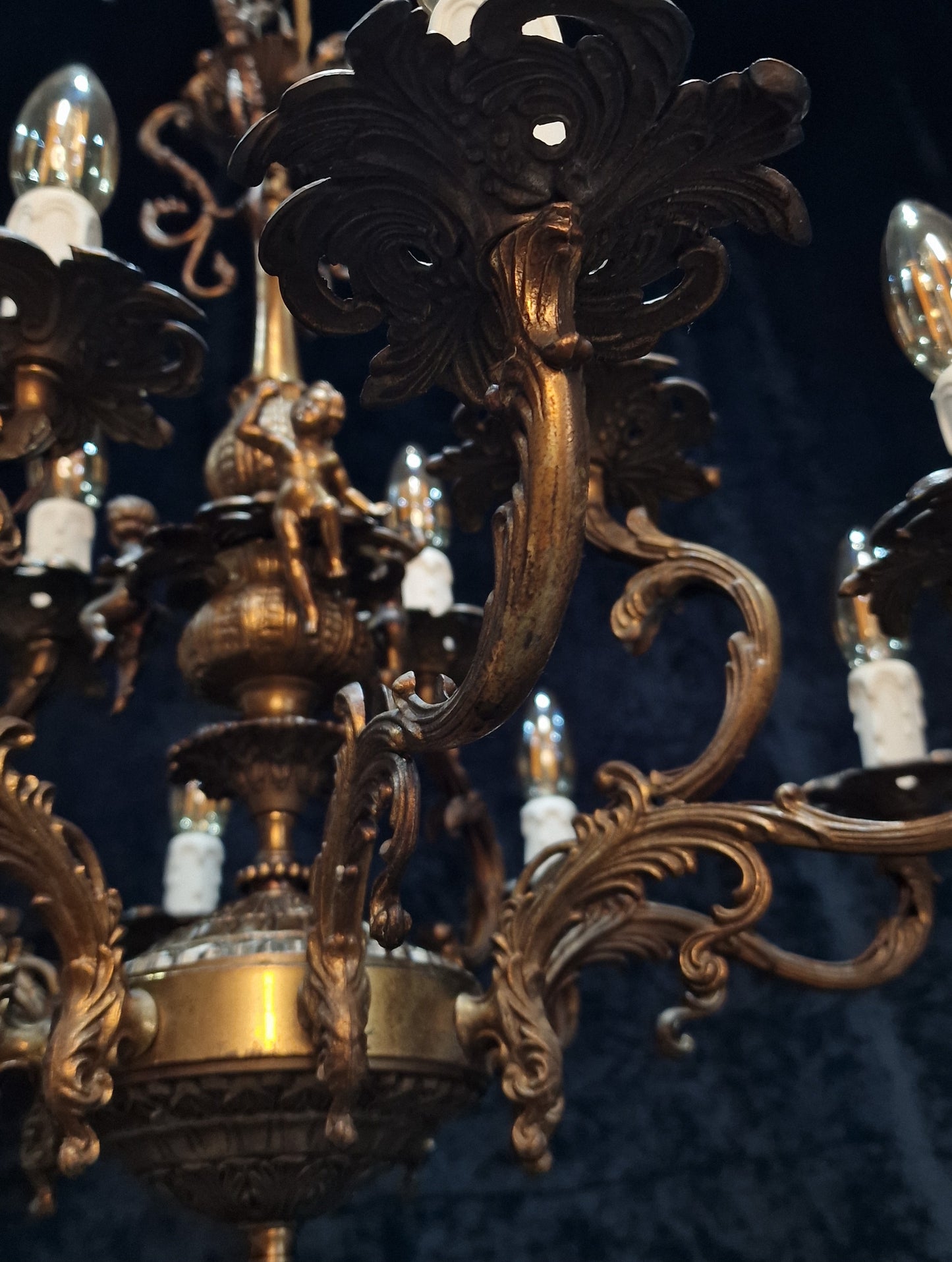 Stunning Vintage French 8 Arm 12 Light Heavy Cherub Brass Chandelier Light