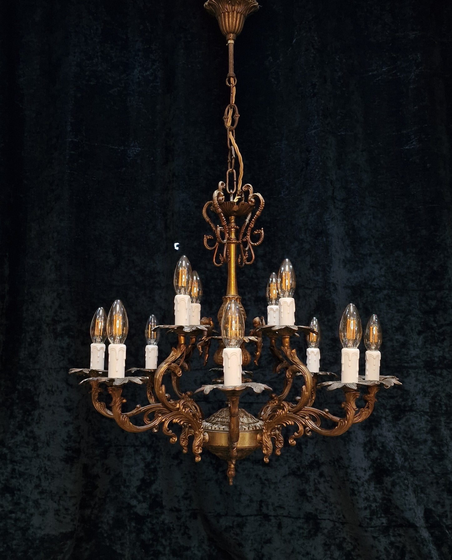 Stunning Vintage French 8 Arm 12 Light Heavy Cherub Brass Chandelier Light