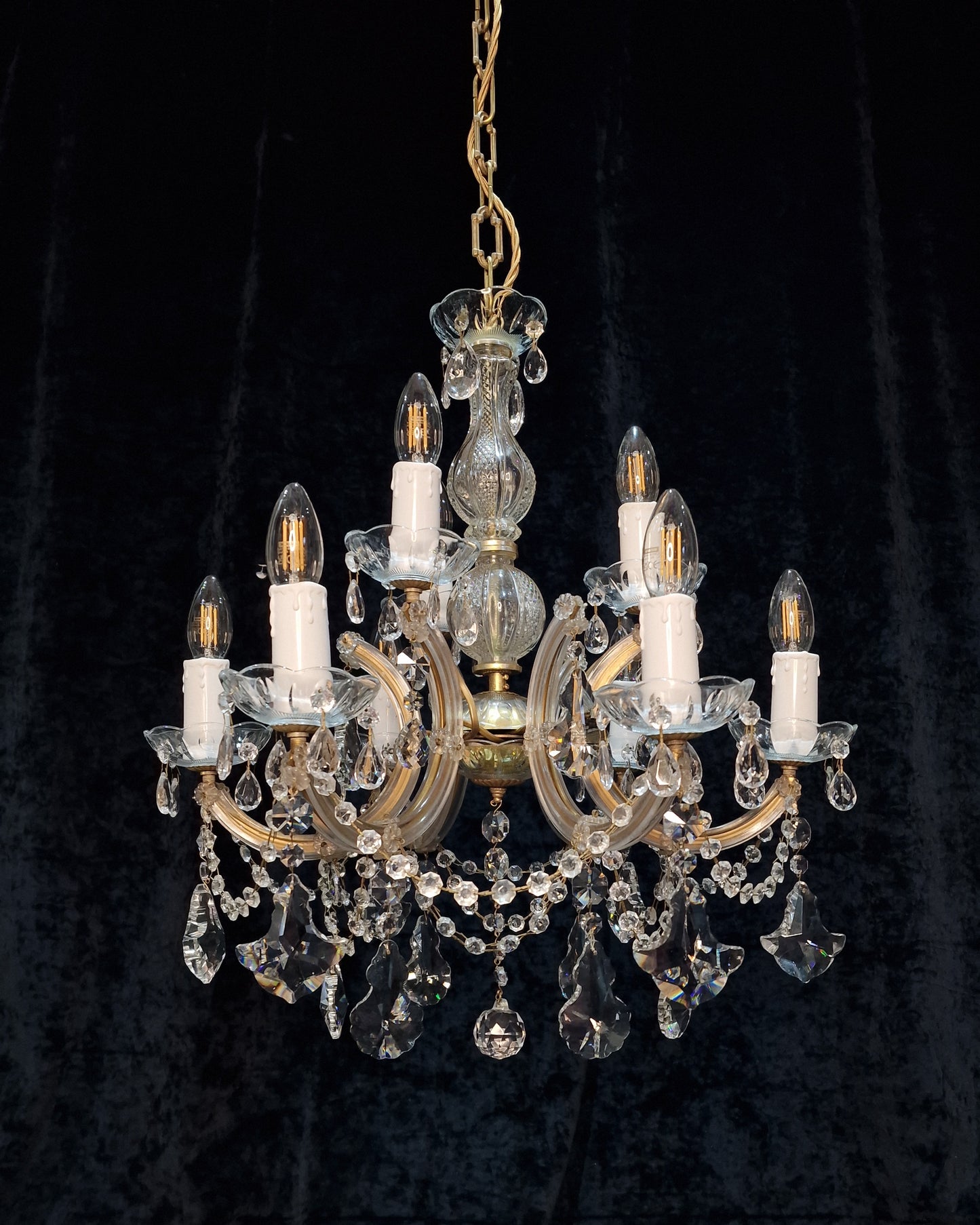 Beautiful Marie Therese Vintage Italian 2 Tier 9 Light Crystal Chandelier Light