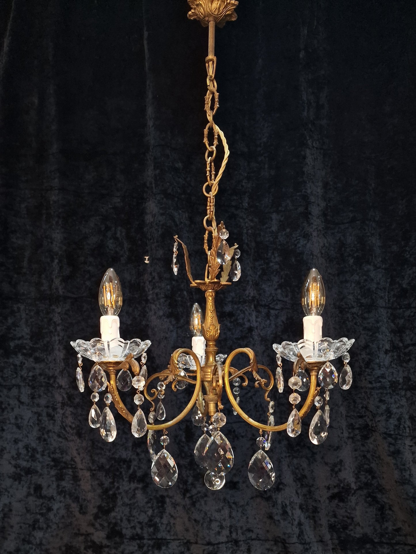 Gorgeous Antique French 3 Arm Brass Crystal Leaf Chandelier Ceiling Light