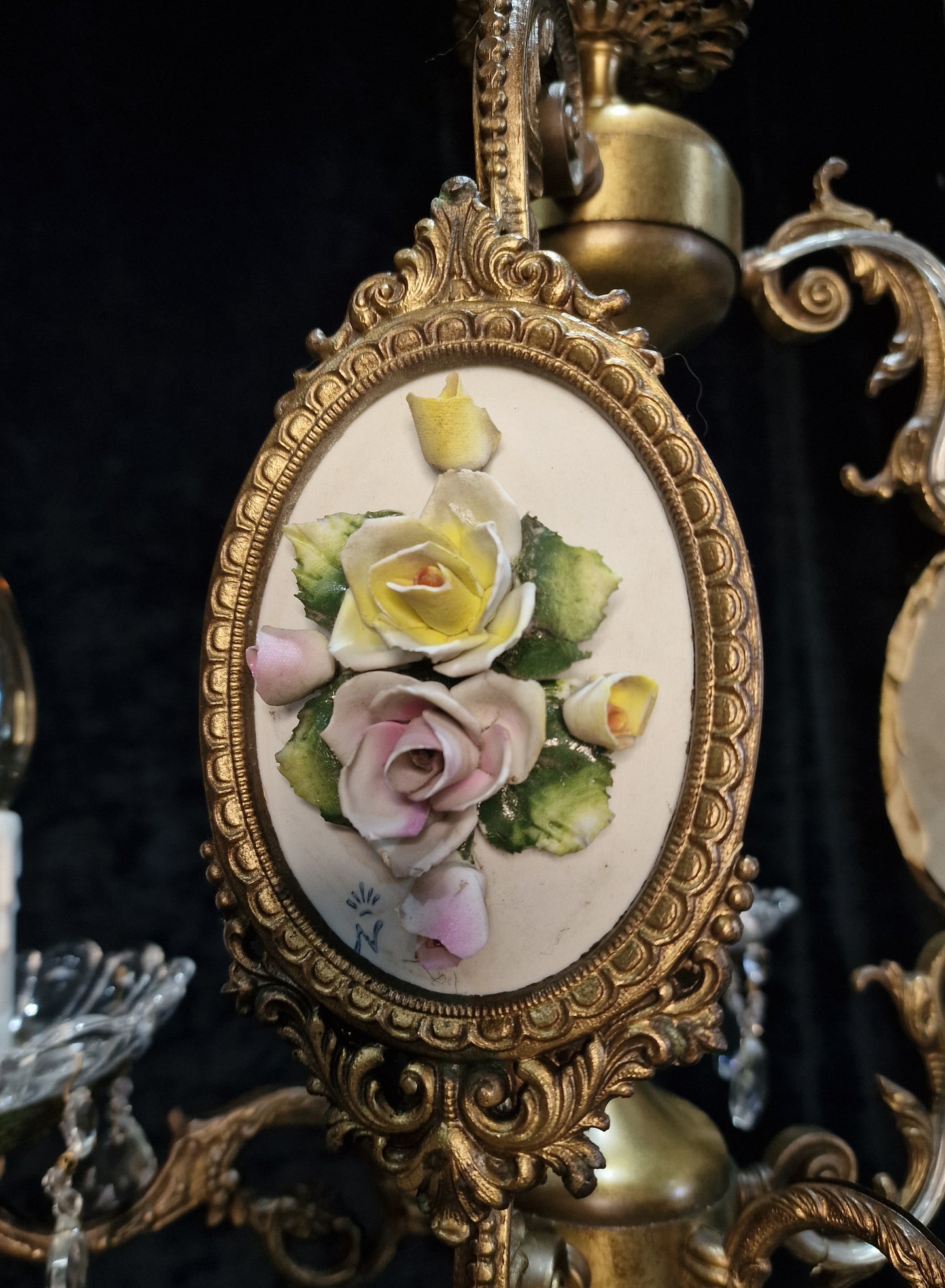 Gorgeous Vintage Italian Cherub Capodimonte Brass Crystal 3 Arm Chandelier Light