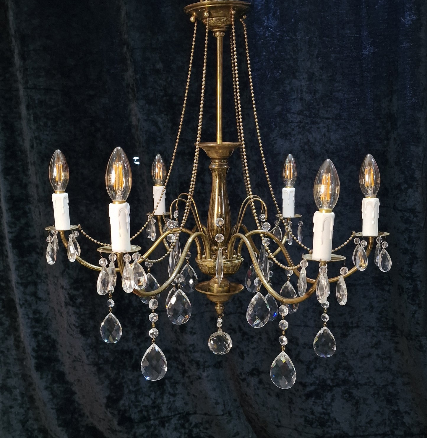 Elegant Vintage Italian 6 Arm Brass and Crystal Beaded Chandelier Ceiling Light