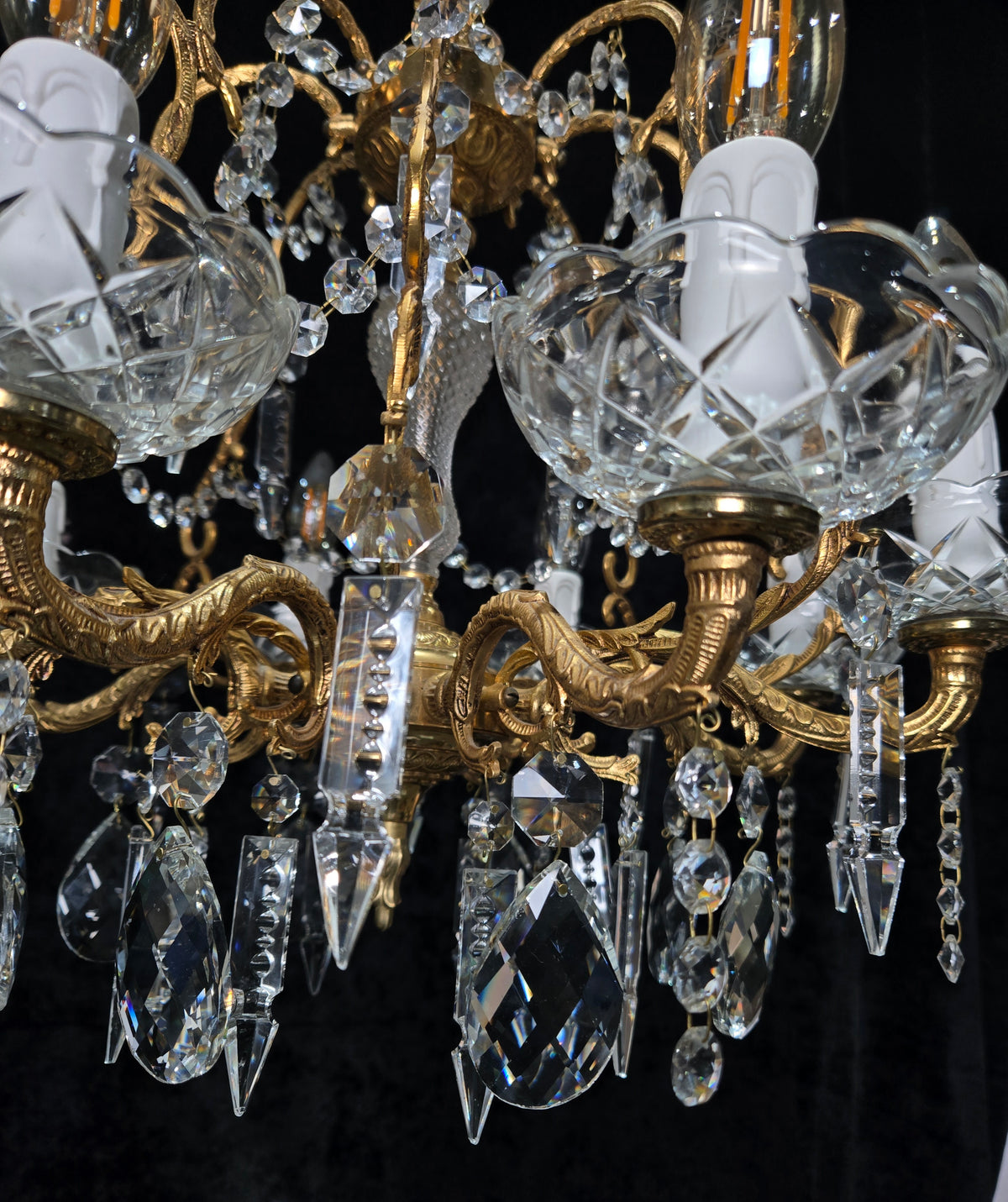 Beautiful Vintage 8 Arm Brass Cage Crystal Chandelier Ceiling Light