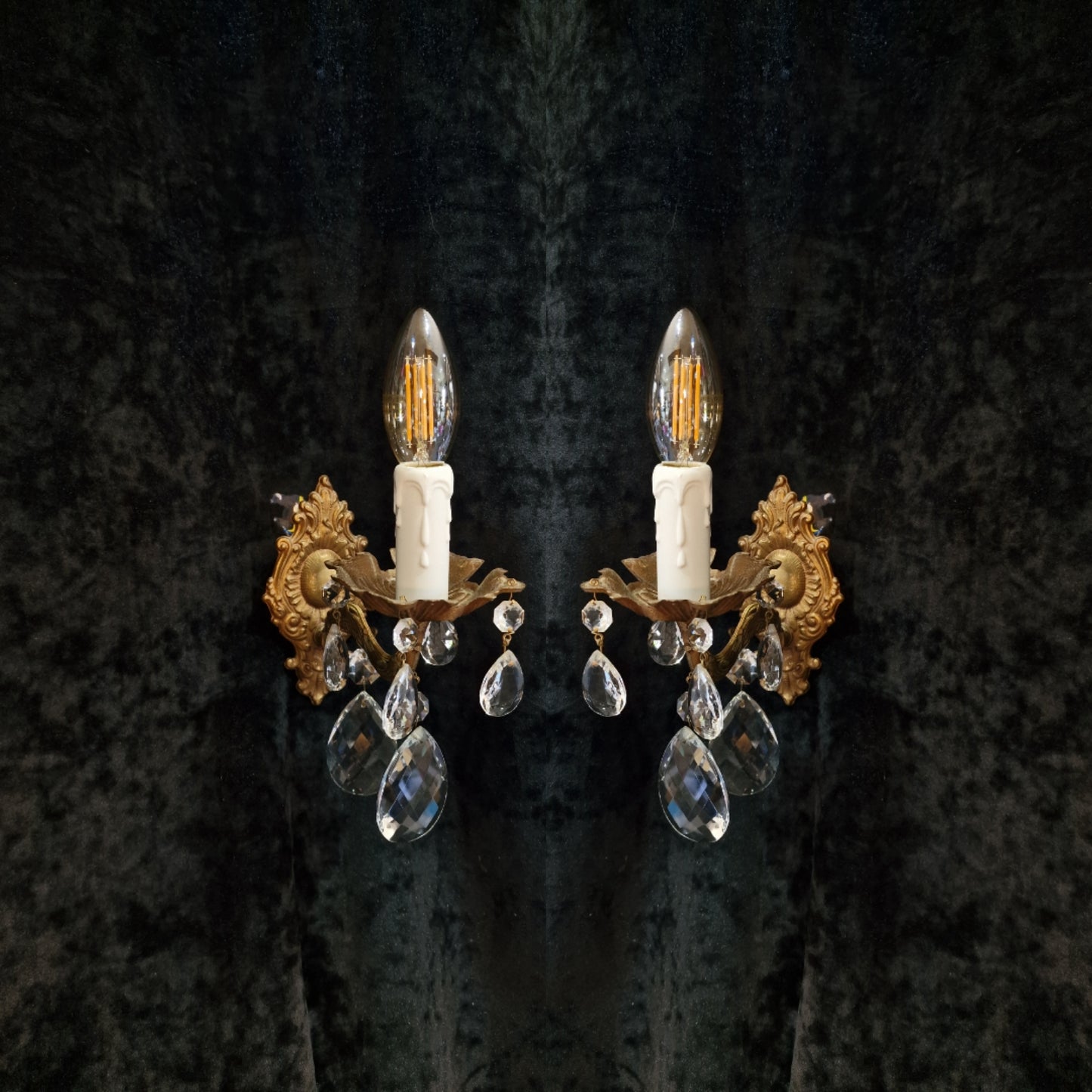 Beautiful Pair of Vintage French Leaf Brass Crystal 1 Arm Wall Lights Sconces