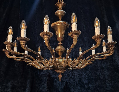 Stately Large Vintage Heavy Italian 16 Arm Brass Chandelier Ceiling Light