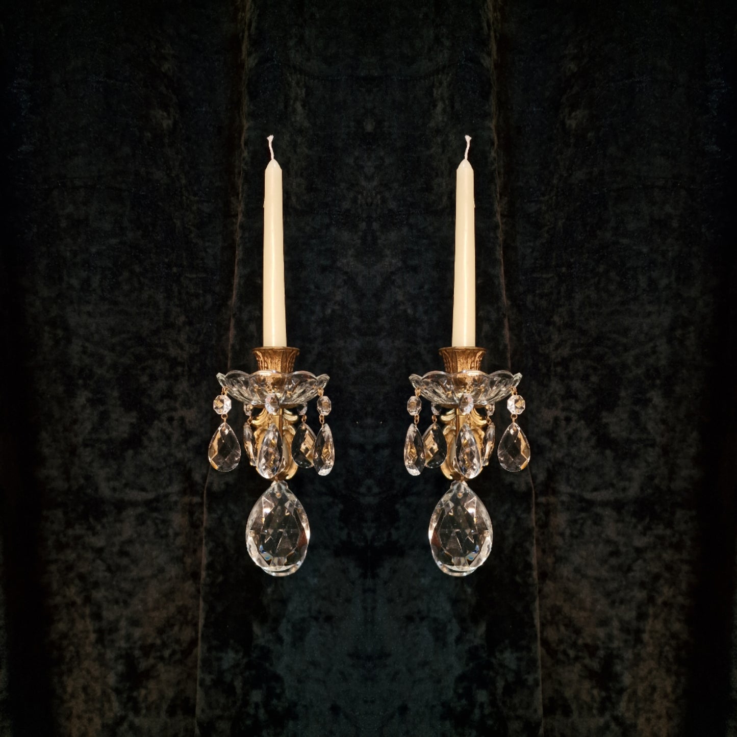 Lovely Pair Vintage Italian 1 Arm Brass Crystal Candle Wall Lights Wall Sconces