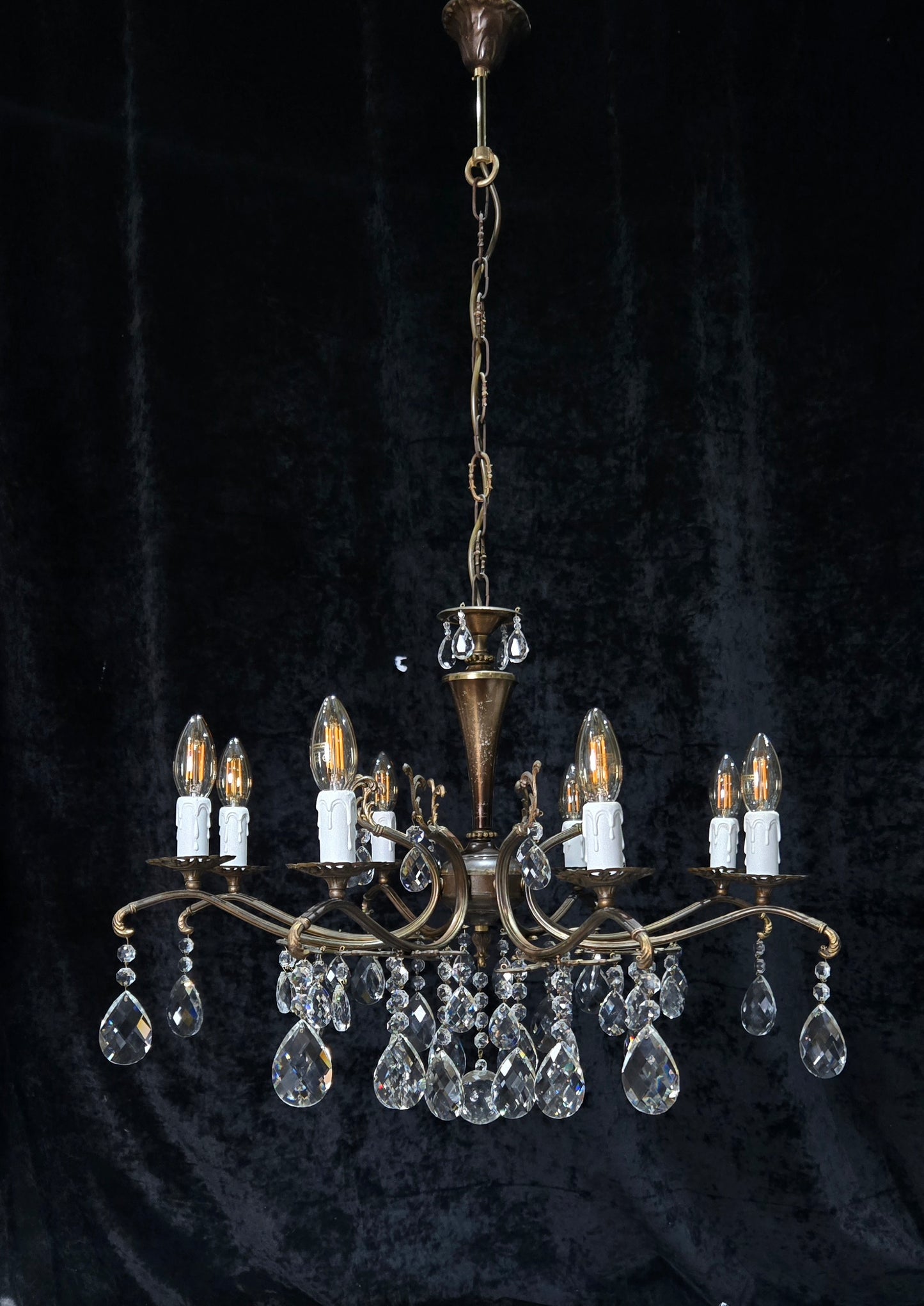 Gorgeous Vintage Italian 8 Arm Crystal Brass Leaf Chandelier Ceiling Light