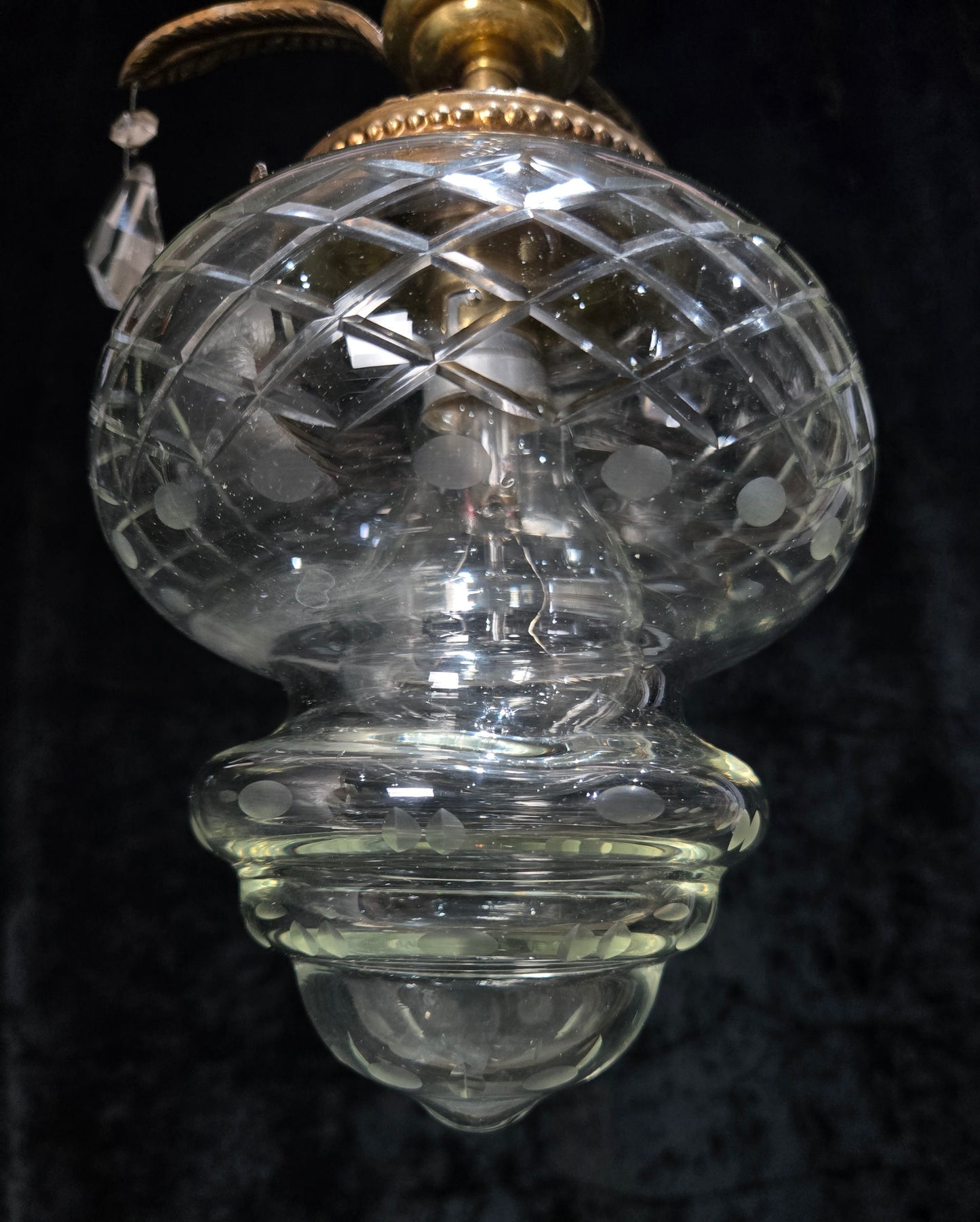 Lovely Vintage Clear Cut Glass Brass Crystal Leaf Hall Lantern Pendant Light