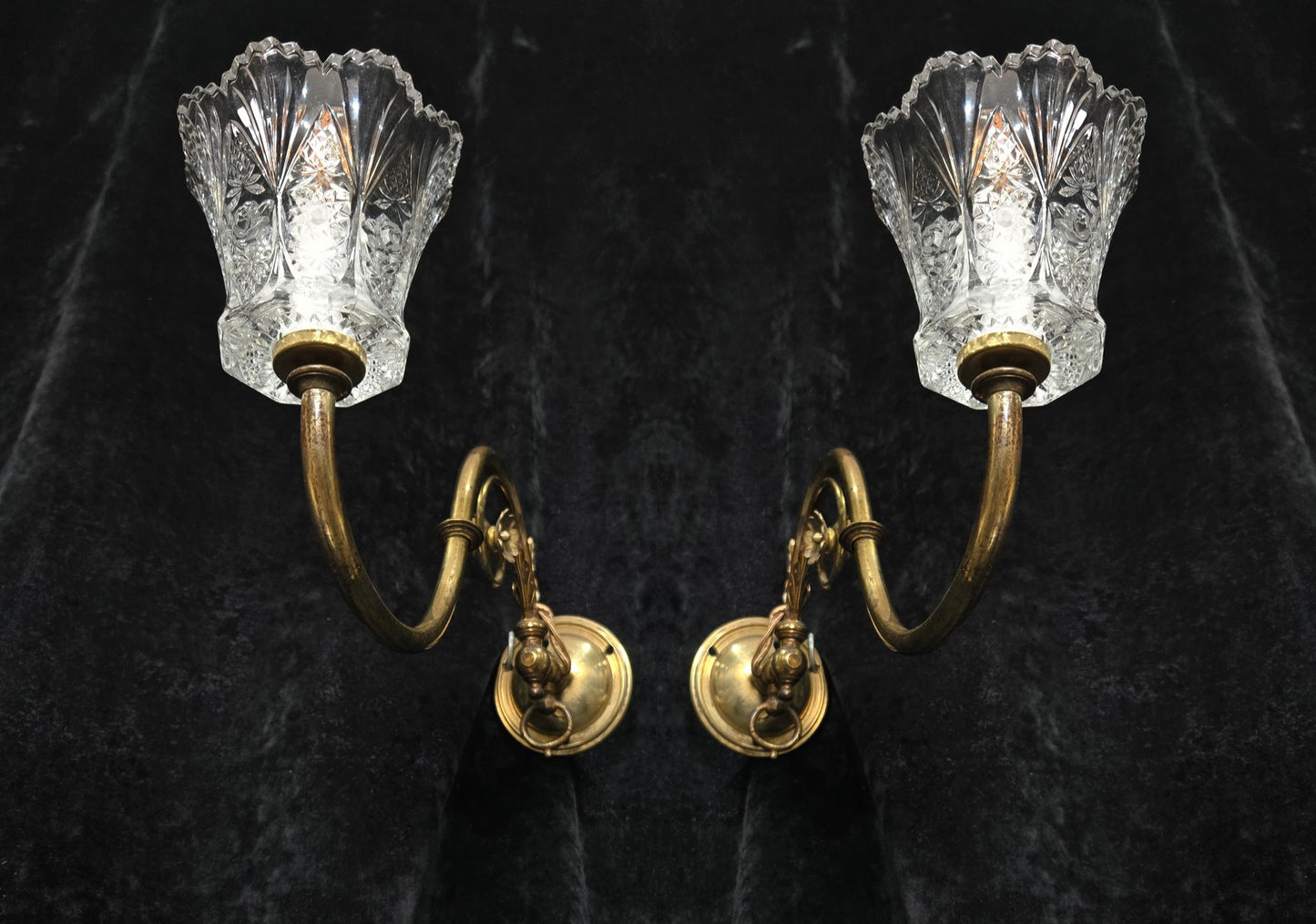 Classical Pair Antique Victorian 1 Arm Brass Swivel Gas to Electric Wall Lights