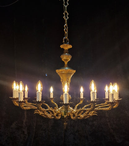 Stately Large Vintage Heavy Italian 16 Arm Brass Chandelier Ceiling Light