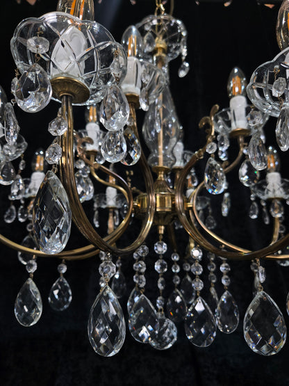 Classical Vintage Italian 8 Arm 12 Light Brass Crystal Chandelier Ceiling Light