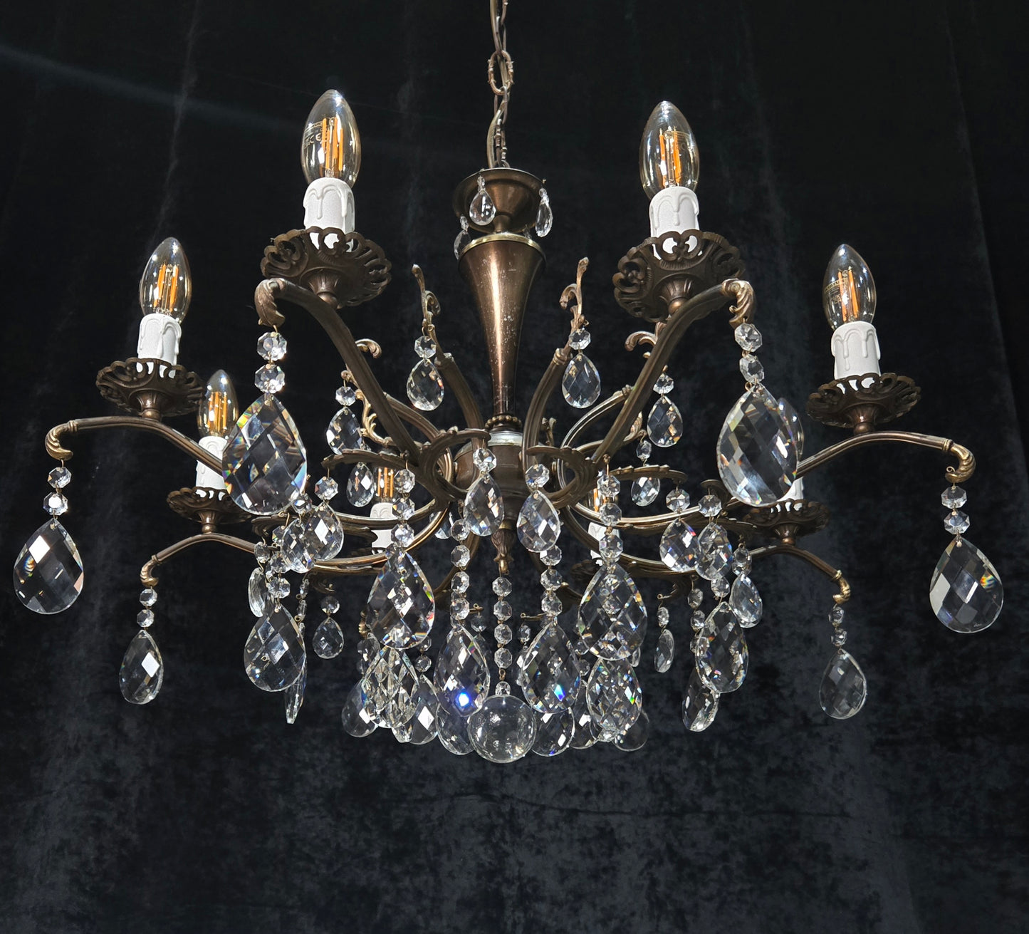 Gorgeous Vintage Italian 8 Arm Crystal Brass Leaf Chandelier Ceiling Light