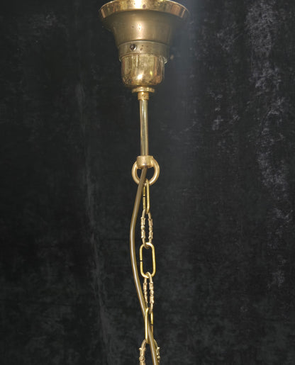 Classical Vintage Polished Brass Large 8 Arm Flemish Style Chandelier Light