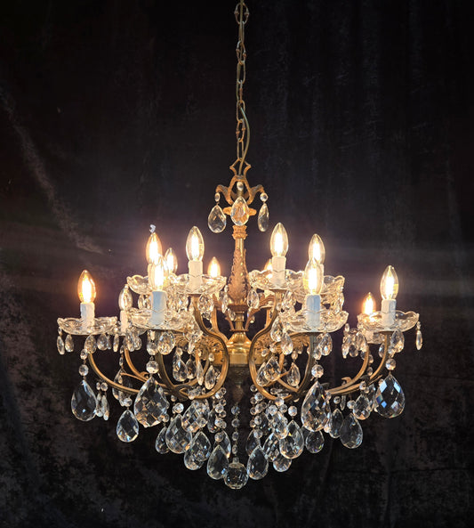 Fabulous Large Vintage Italian Heavy 8 Arm 16 Light Brass Crystal Chandelier