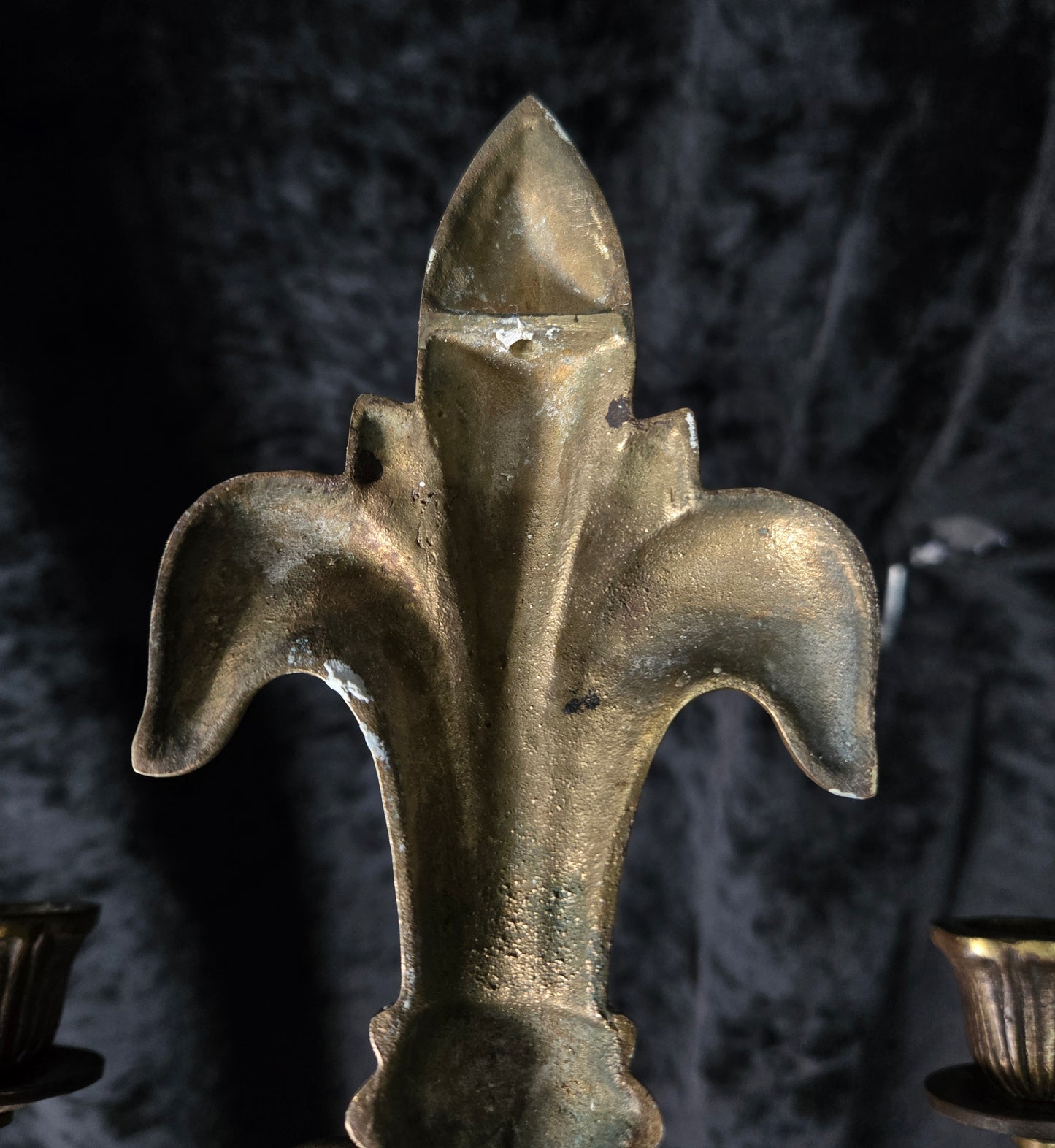 Decorative Pair Antique French Fleur De Lis Brass 2 Arm Candle Wall Lights