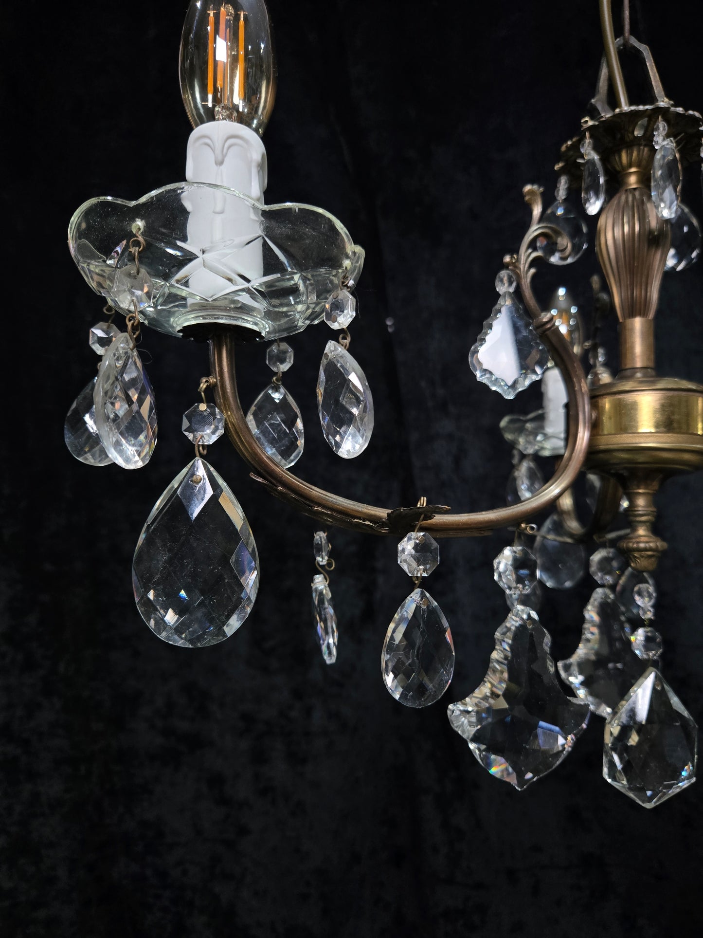 Lovely Vintage Italian 3 Arm Brass Foliage Crystal Chandelier Ceiling Light