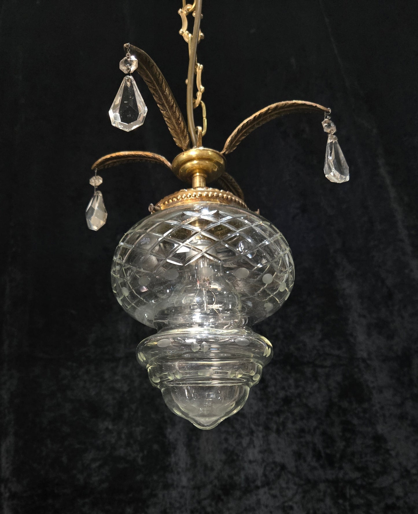 Lovely Vintage Clear Cut Glass Brass Crystal Leaf Hall Lantern Pendant Light
