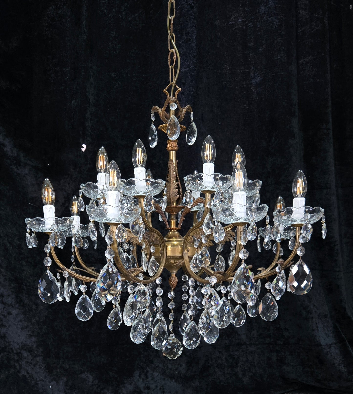 Fabulous Large Vintage Italian Heavy 8 Arm 16 Light Brass Crystal Chandelier