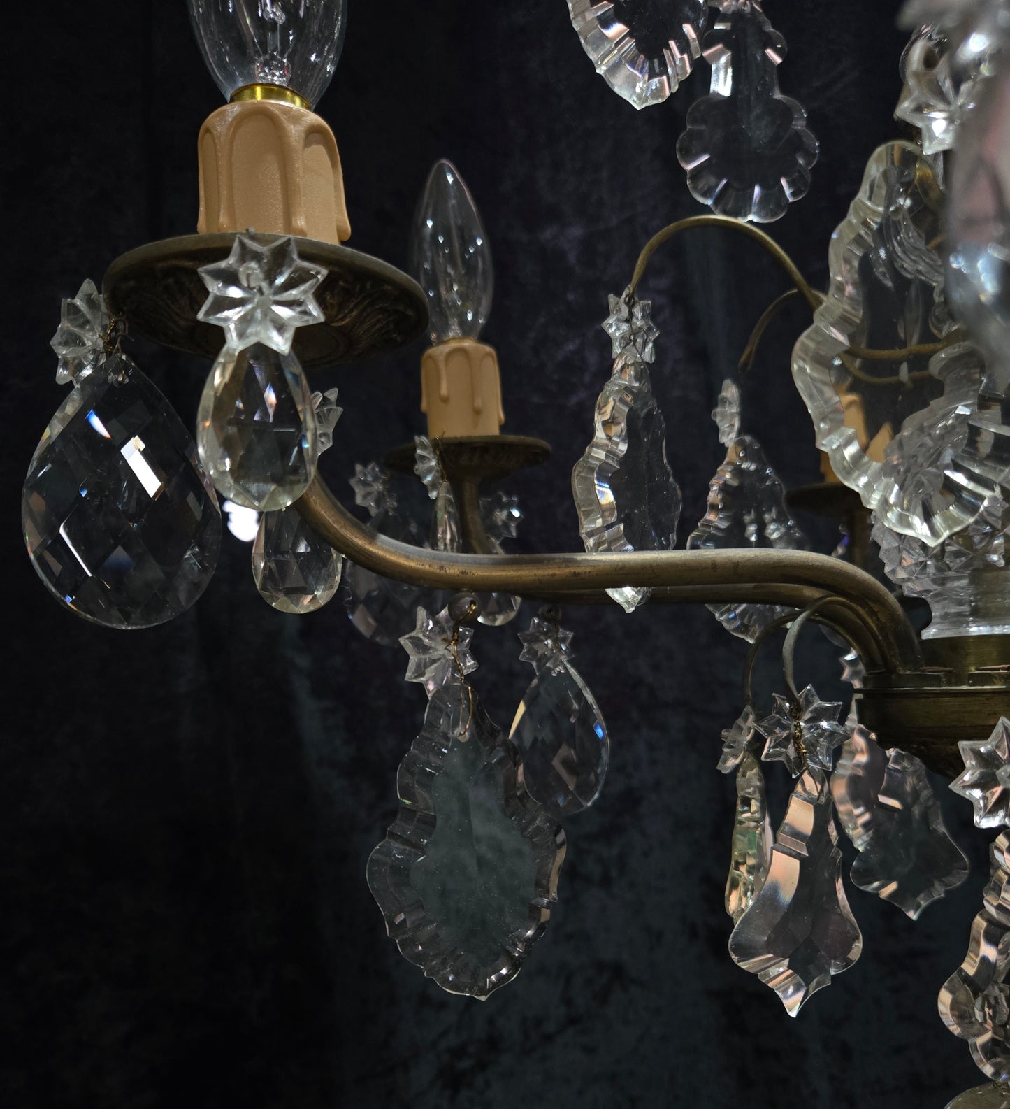 Beautiful Antique French 6 Arm Brass 3 Tier Crystal Chandelier Ceiling Light