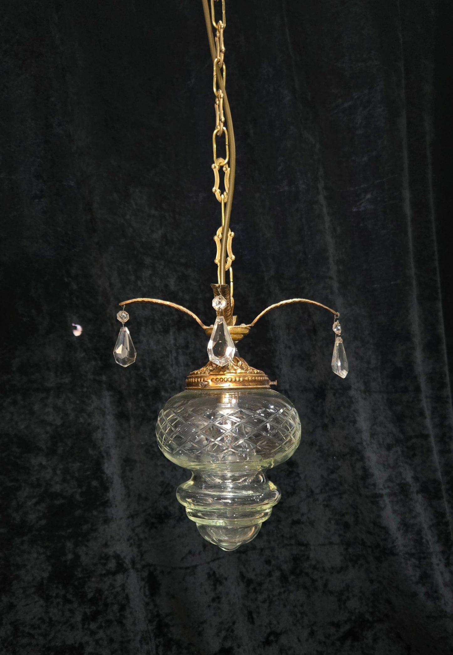 Lovely Vintage Clear Cut Glass Brass Crystal Leaf Hall Lantern Pendant Light