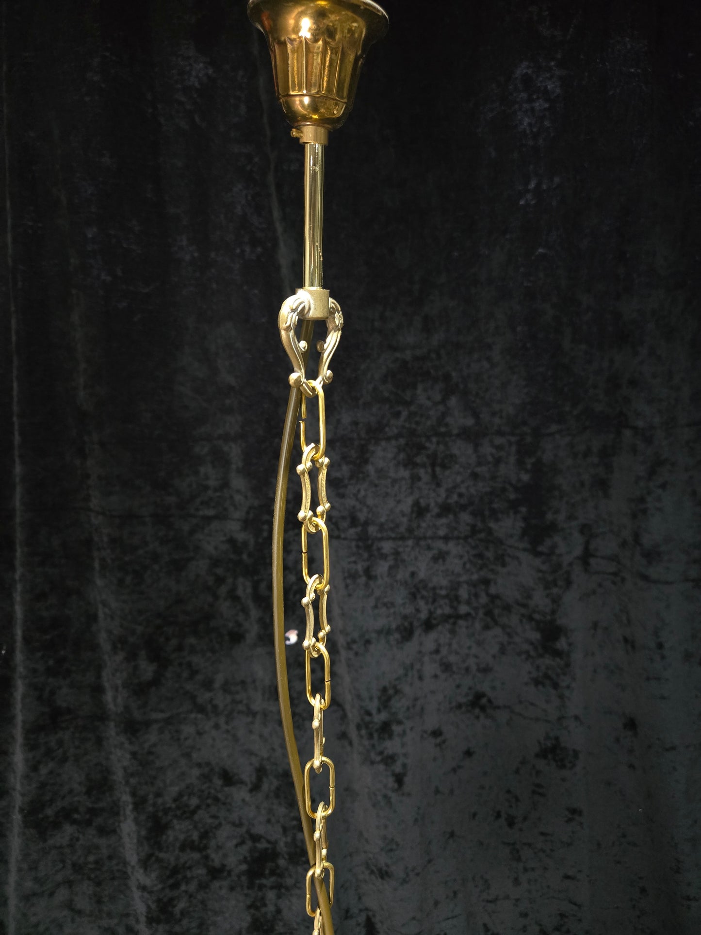 Lovely Vintage Clear Cut Glass Brass Crystal Leaf Hall Lantern Pendant Light