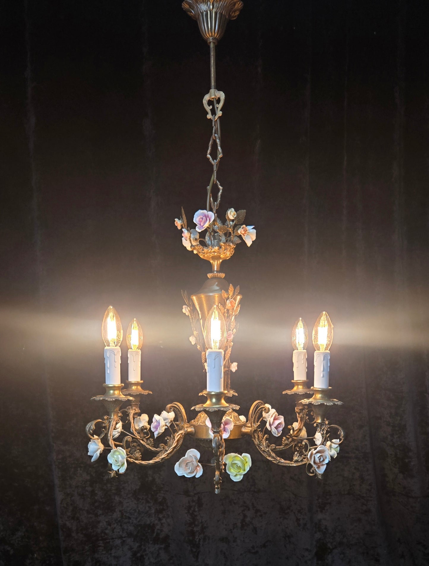 Fabulous Vintage Italian 6 Arm Brass Florentine Flower Roses Chandelier Light