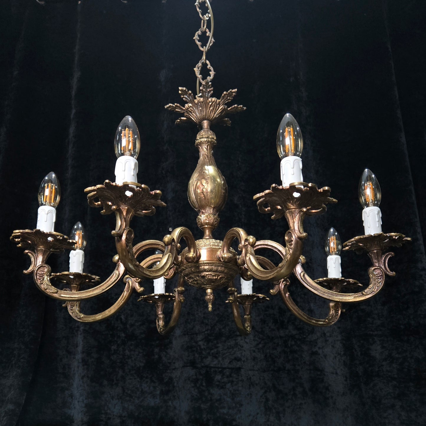 Beautiful Large Heavy Vintage Solid Brass 8 Arm Italian Chandelier Ceiling Light