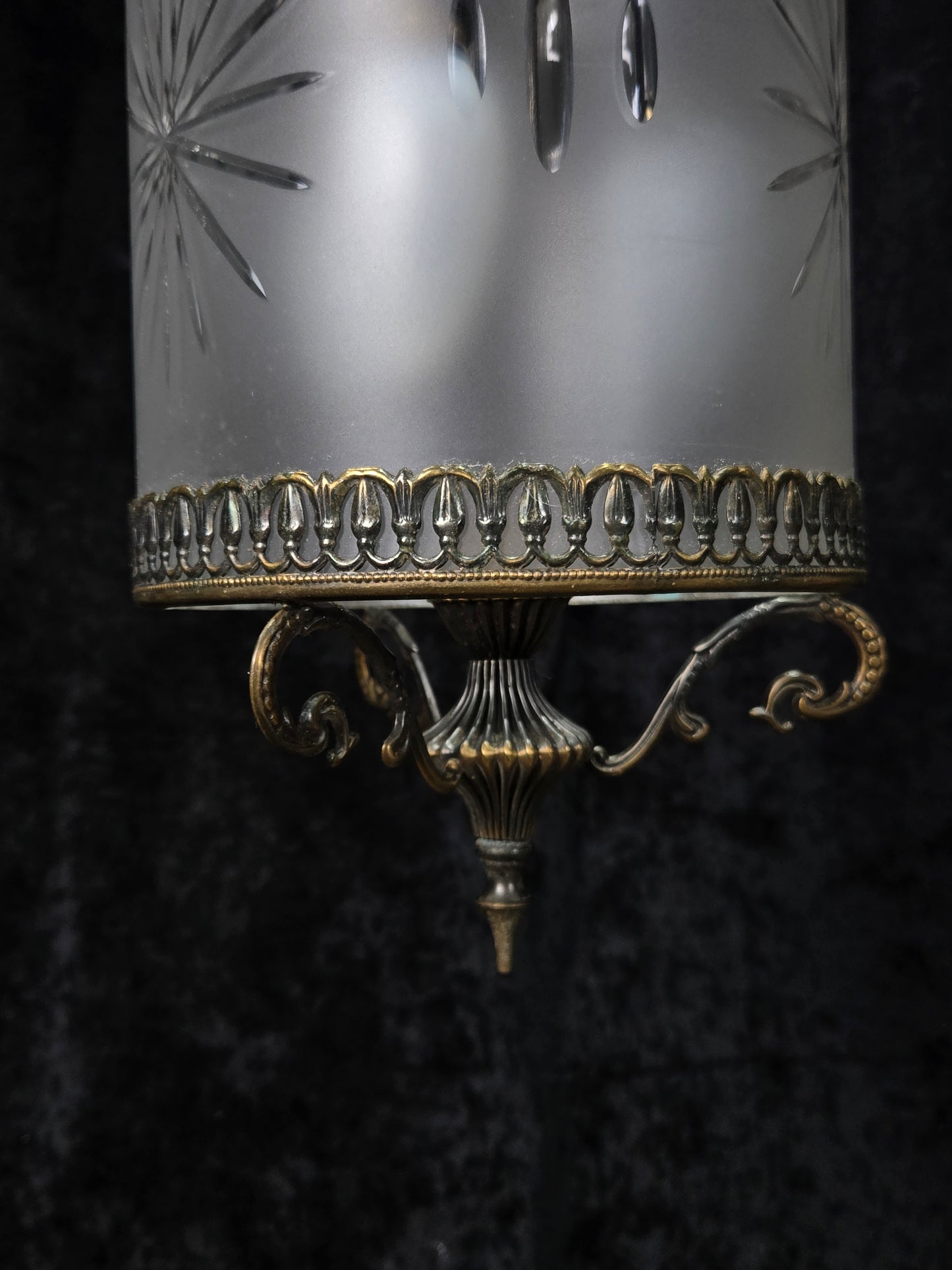 Elegant Vintage Italian Cylinder Cut Glass Starburst Brass 3 Light Lantern