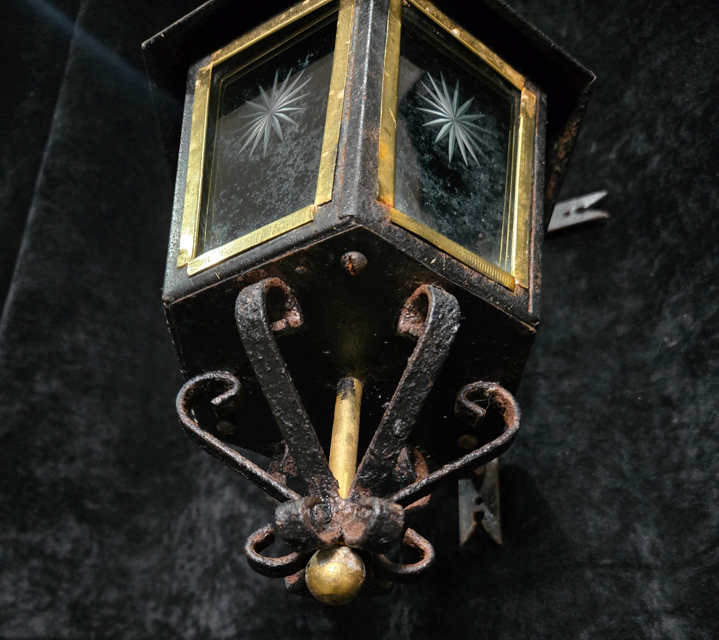 Traditional Antique Wrought Iron Starburst Cut Glass Outdoor Wall Lantern Light