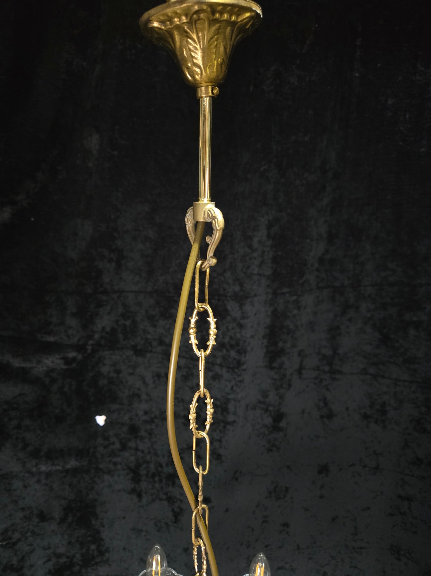 Beautiful Vintage Italian 8 Arm Brass Glass Crystal Chandelier Ceiling Light