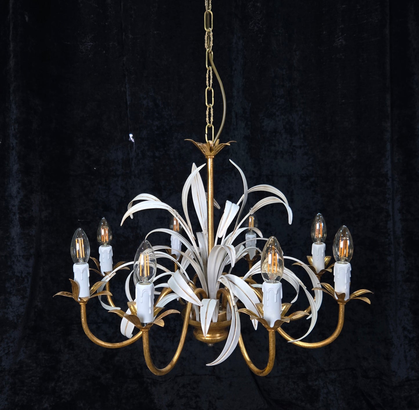 Lovely Vintage Italian MASCA Gilded Toleware 8 Arm Chandelier Ceiling Light